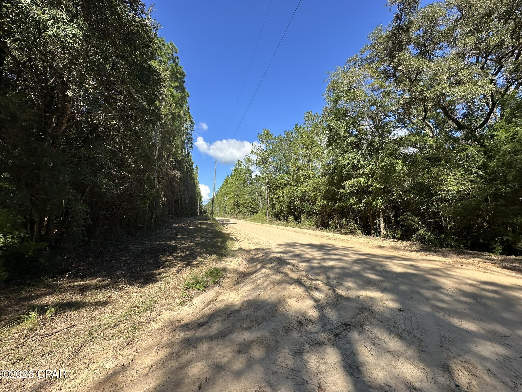 TRACT#6421 Clayton Road Caryville FL 32425