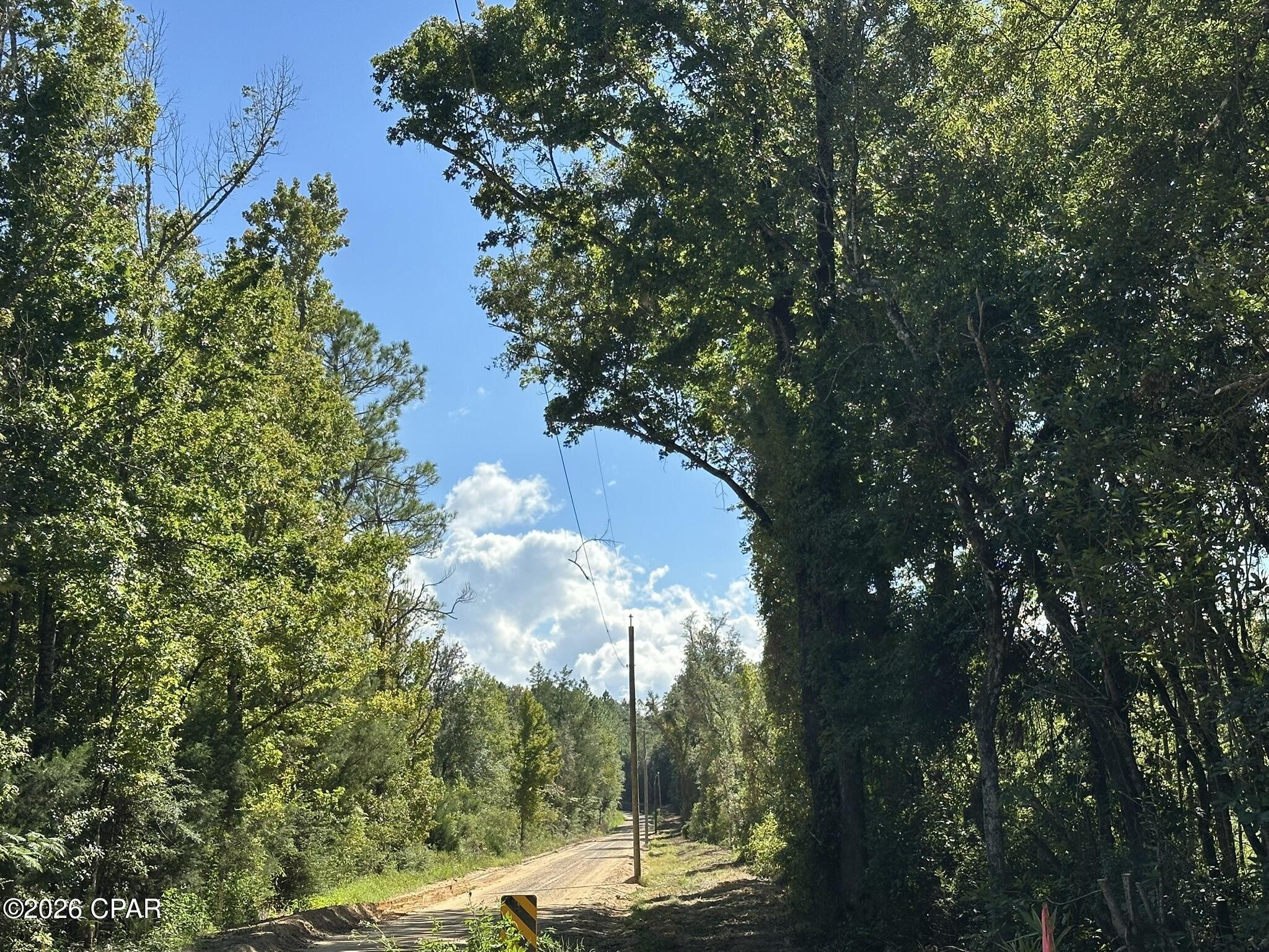 TRACT#6421 Clayton Road Caryville FL 32425