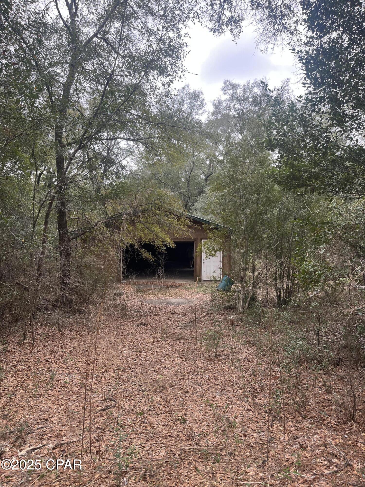 426 Fox Lane Holt FL 32564