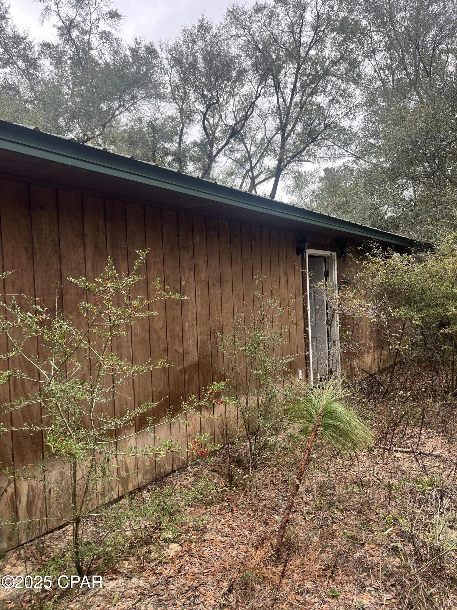426 Fox Lane Holt FL 32564