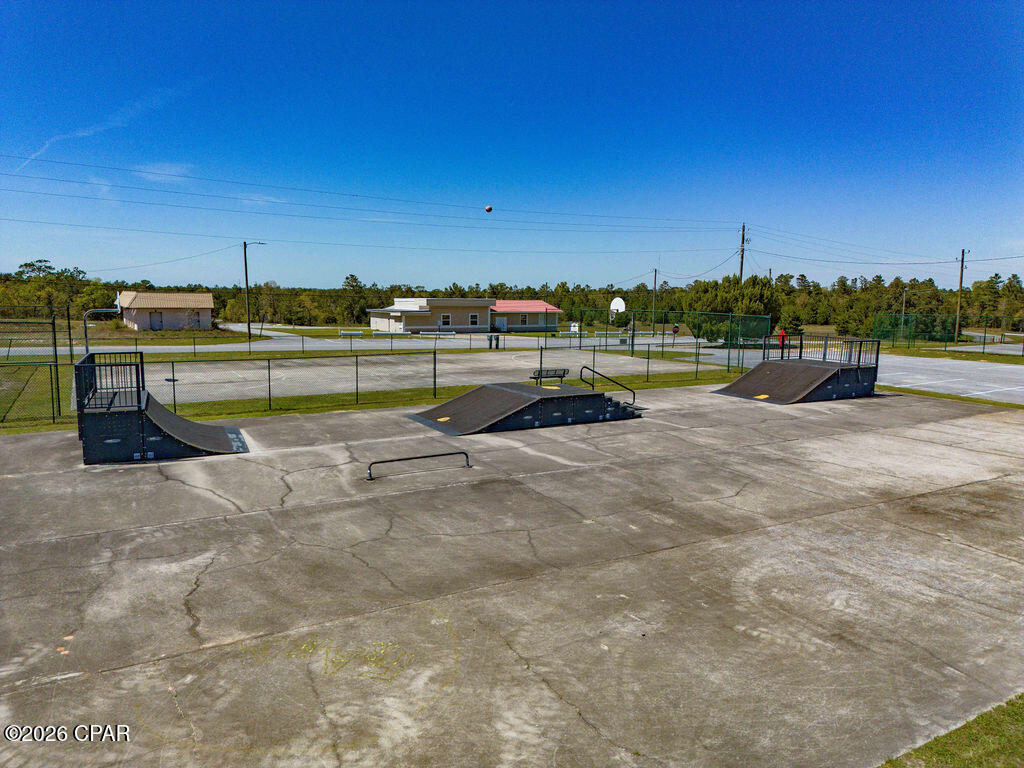 Lot 15 Blk 0773 Hampshire Boulevard Chipley FL 32428