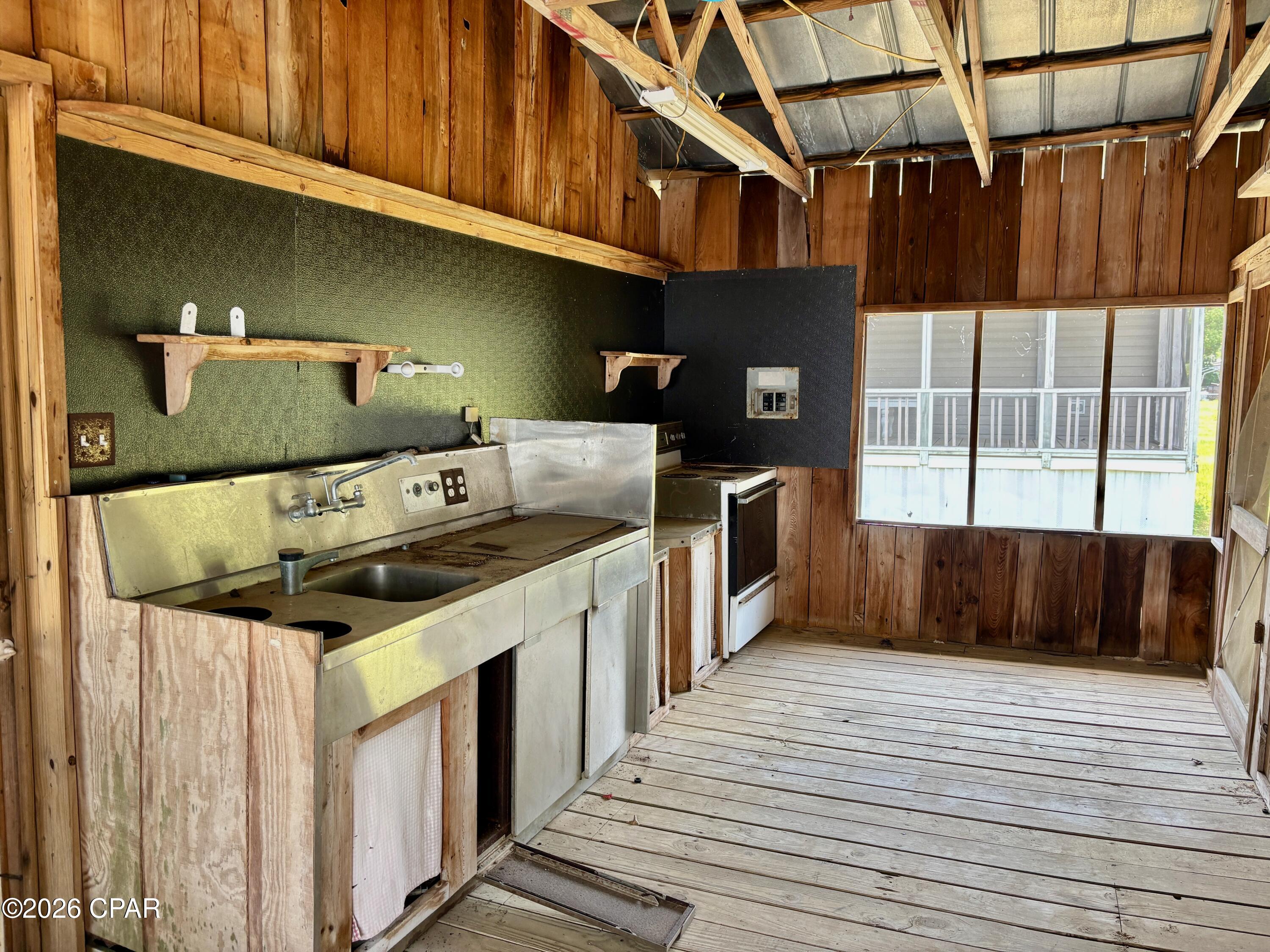 7145 David Whitfield Road Wewahitchka FL 32465
