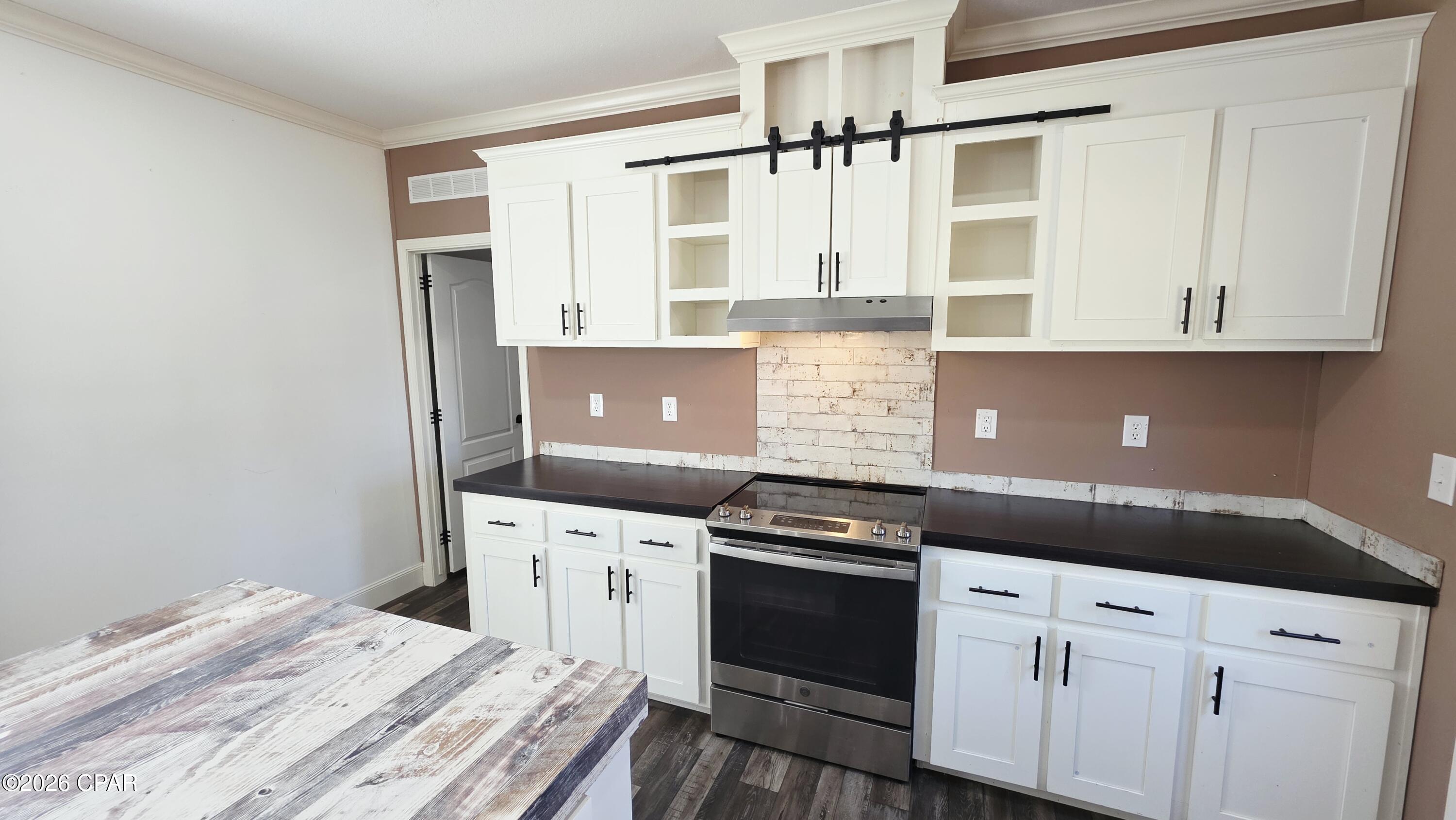 11925 Camellia Street Fountain FL 32438