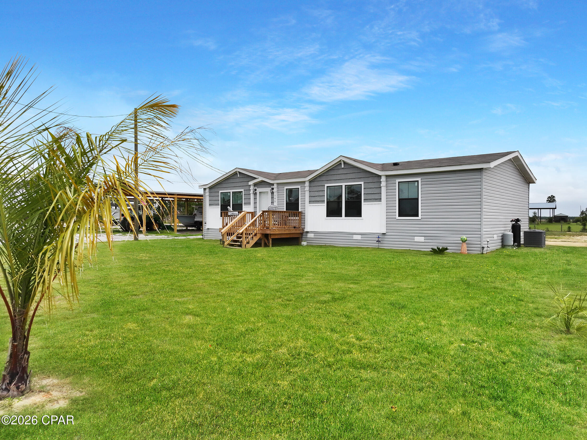 145 Margies Lane Wewahitchka FL 32465