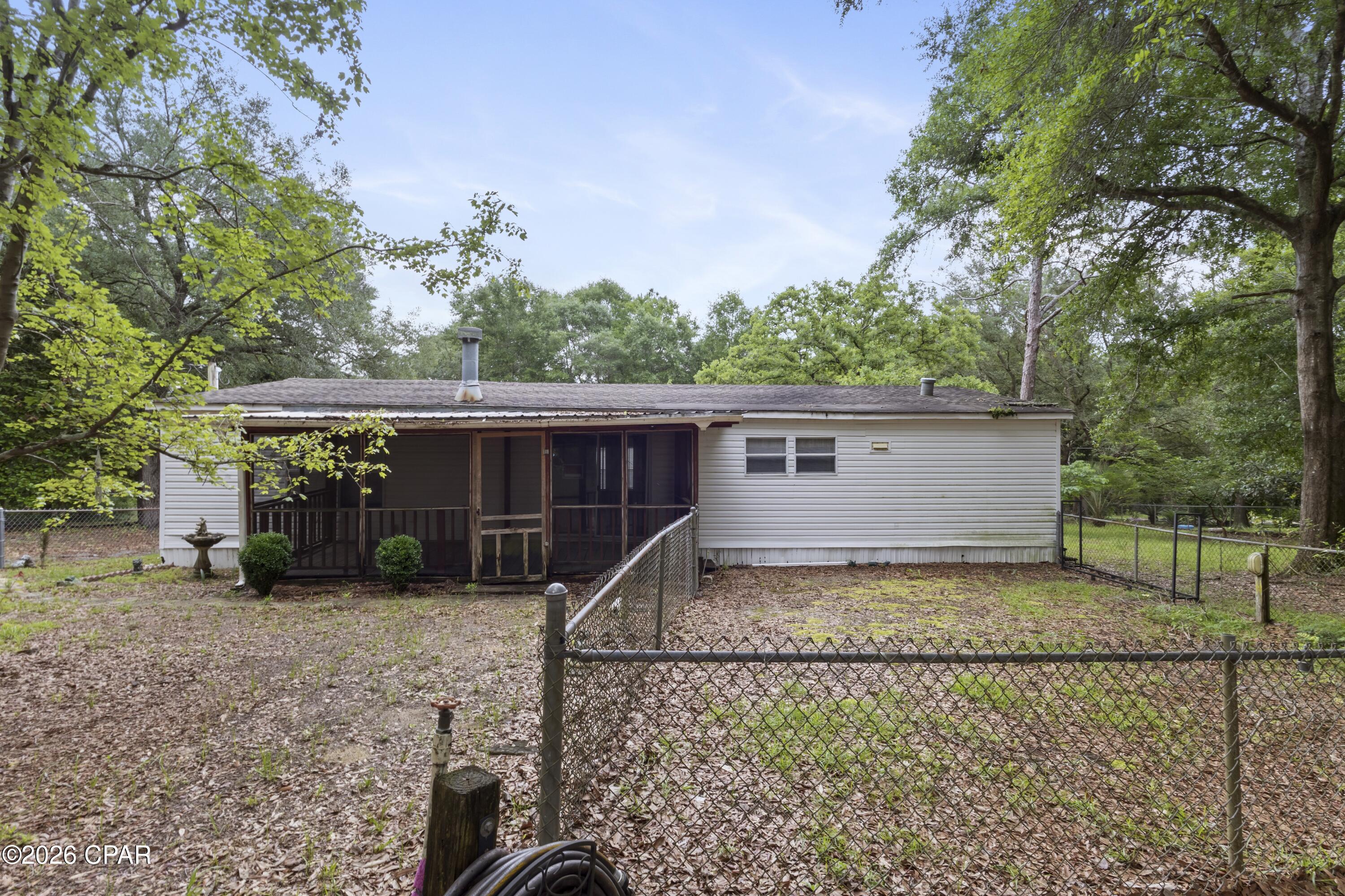 63 Cherokee Circle Defuniak Springs FL 32433