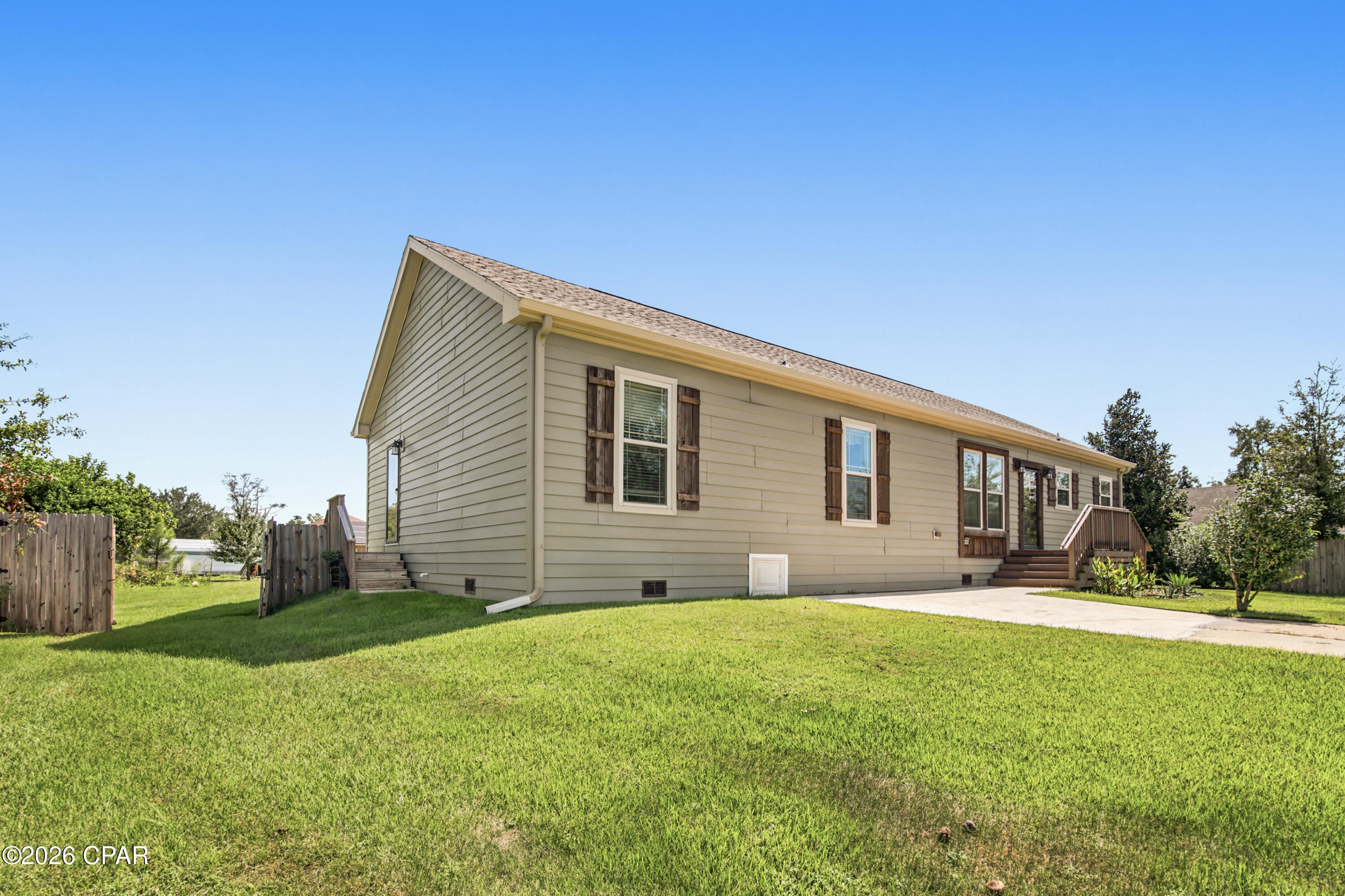 8906 Kiowa Court Youngstown FL 32466