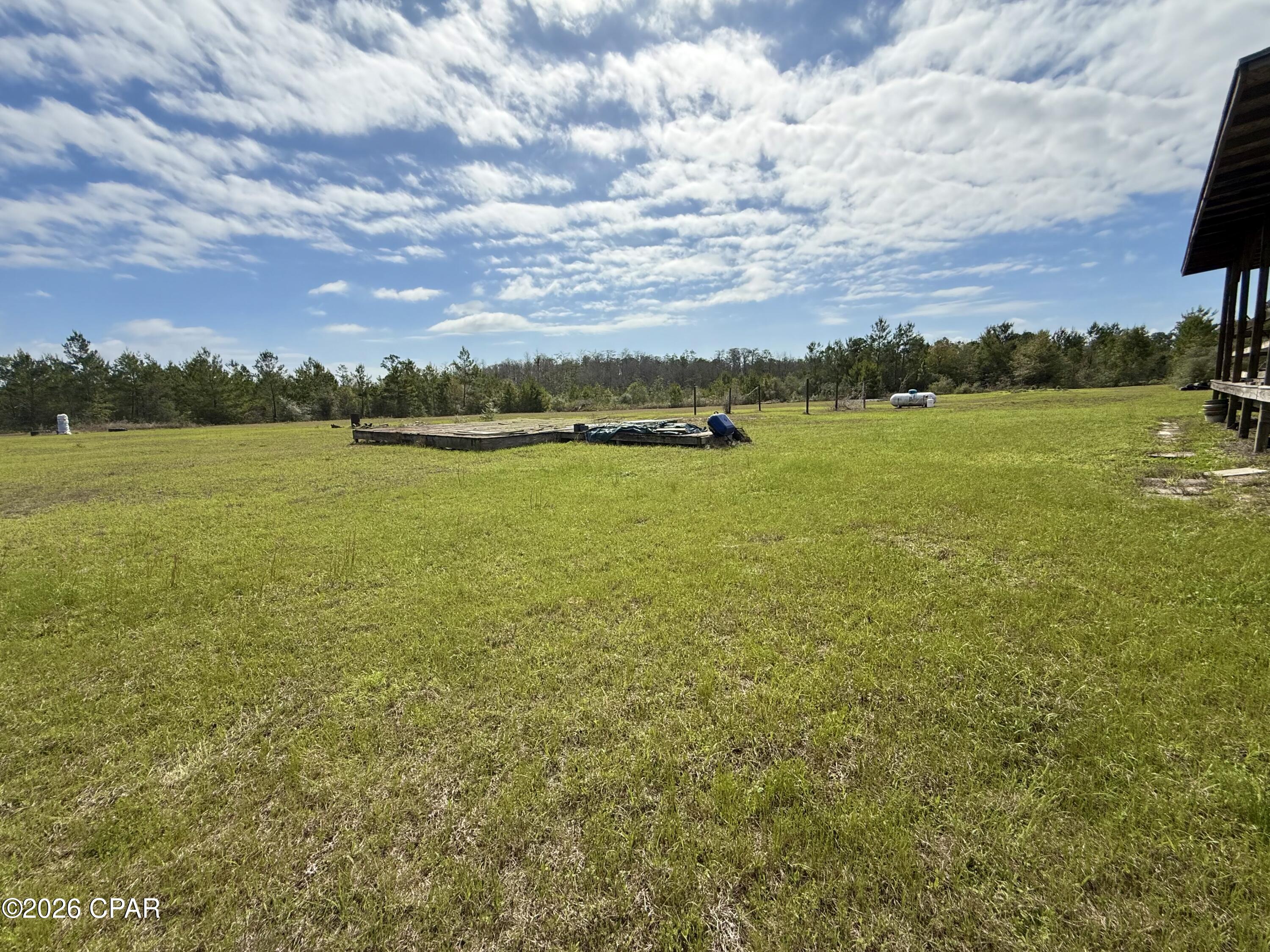 22985 NW Lamont Road Fountain FL 32438