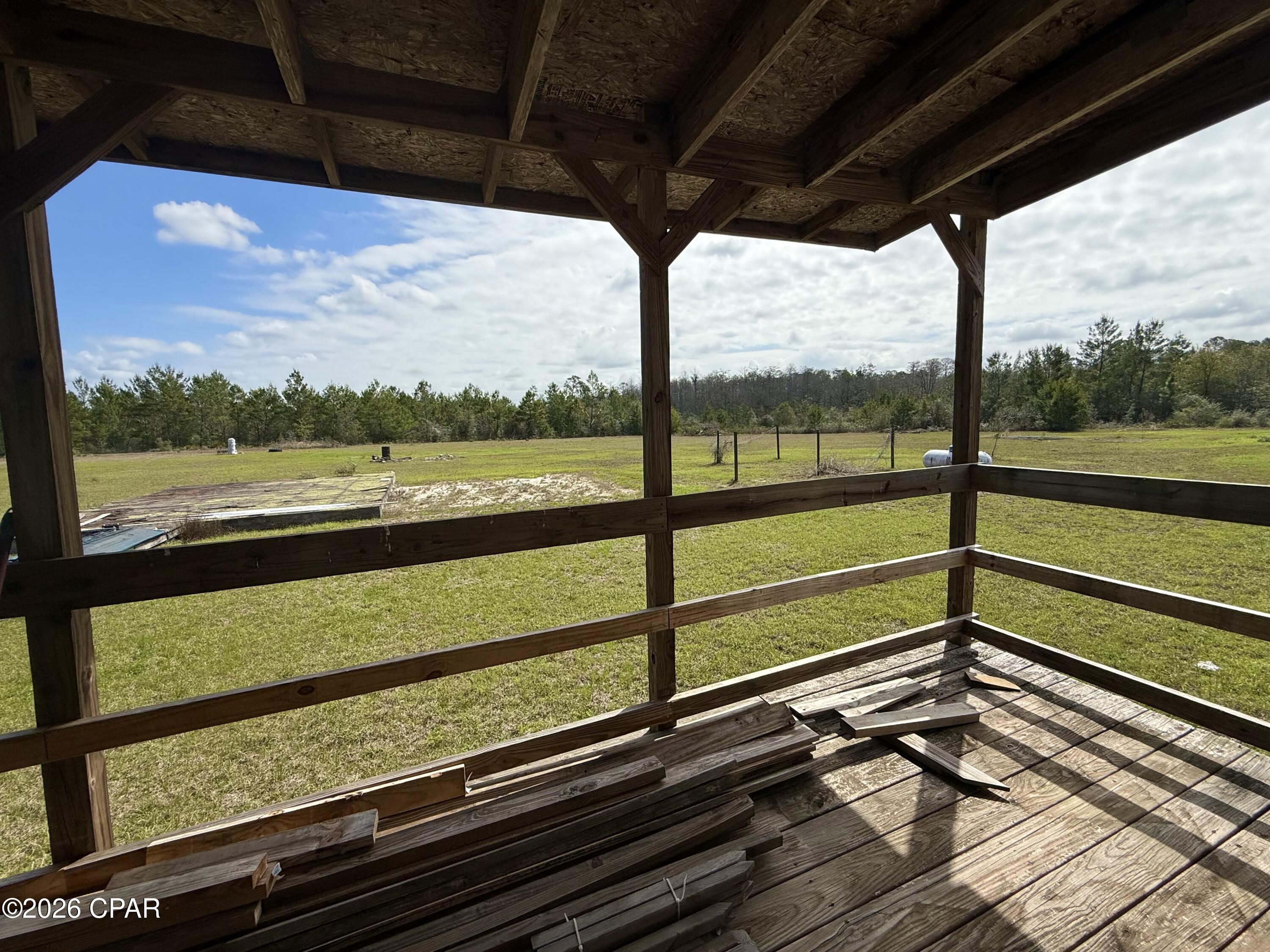 22985 NW Lamont Road Fountain FL 32438