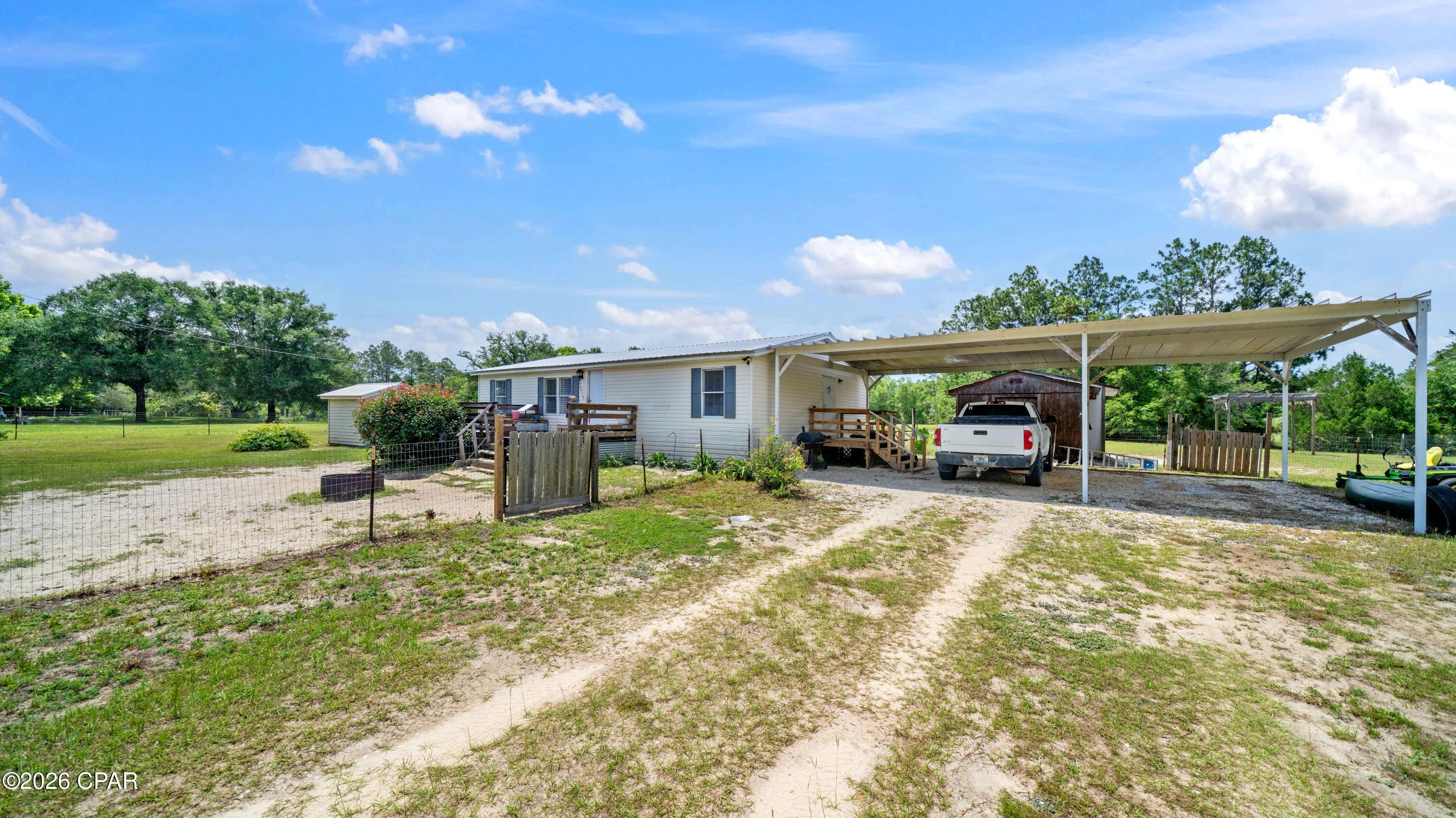 14113 Helms Street Vernon FL 32462