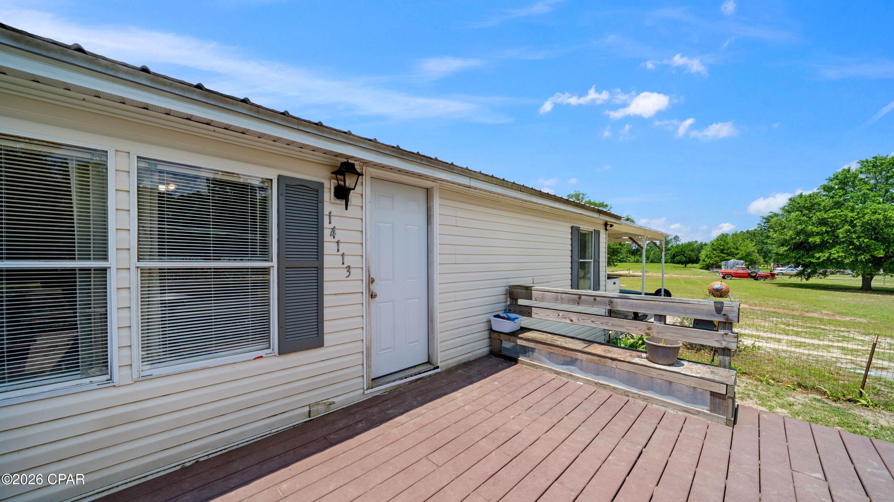 14113 Helms Street Vernon FL 32462