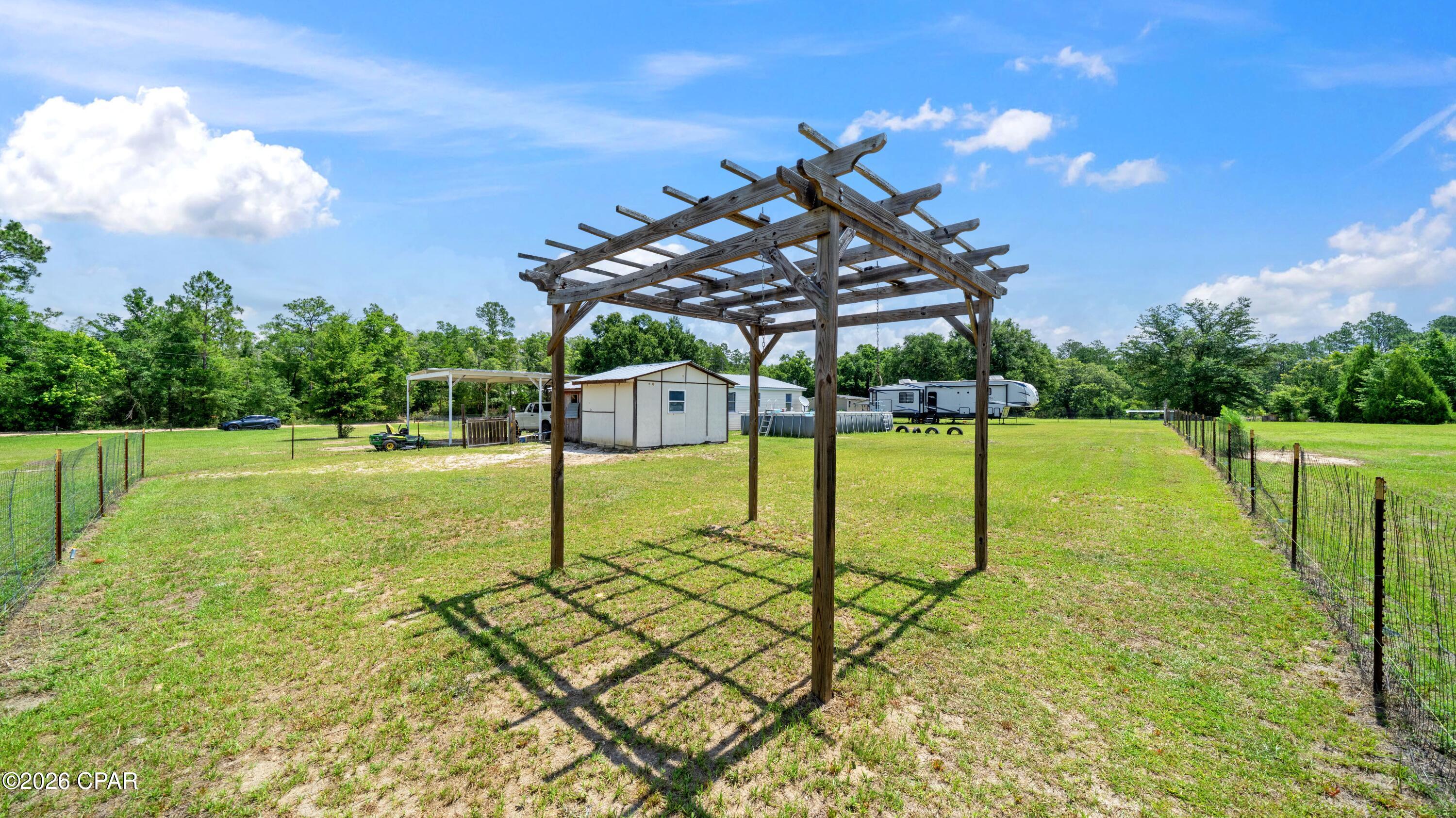 14113 Helms Street Vernon FL 32462