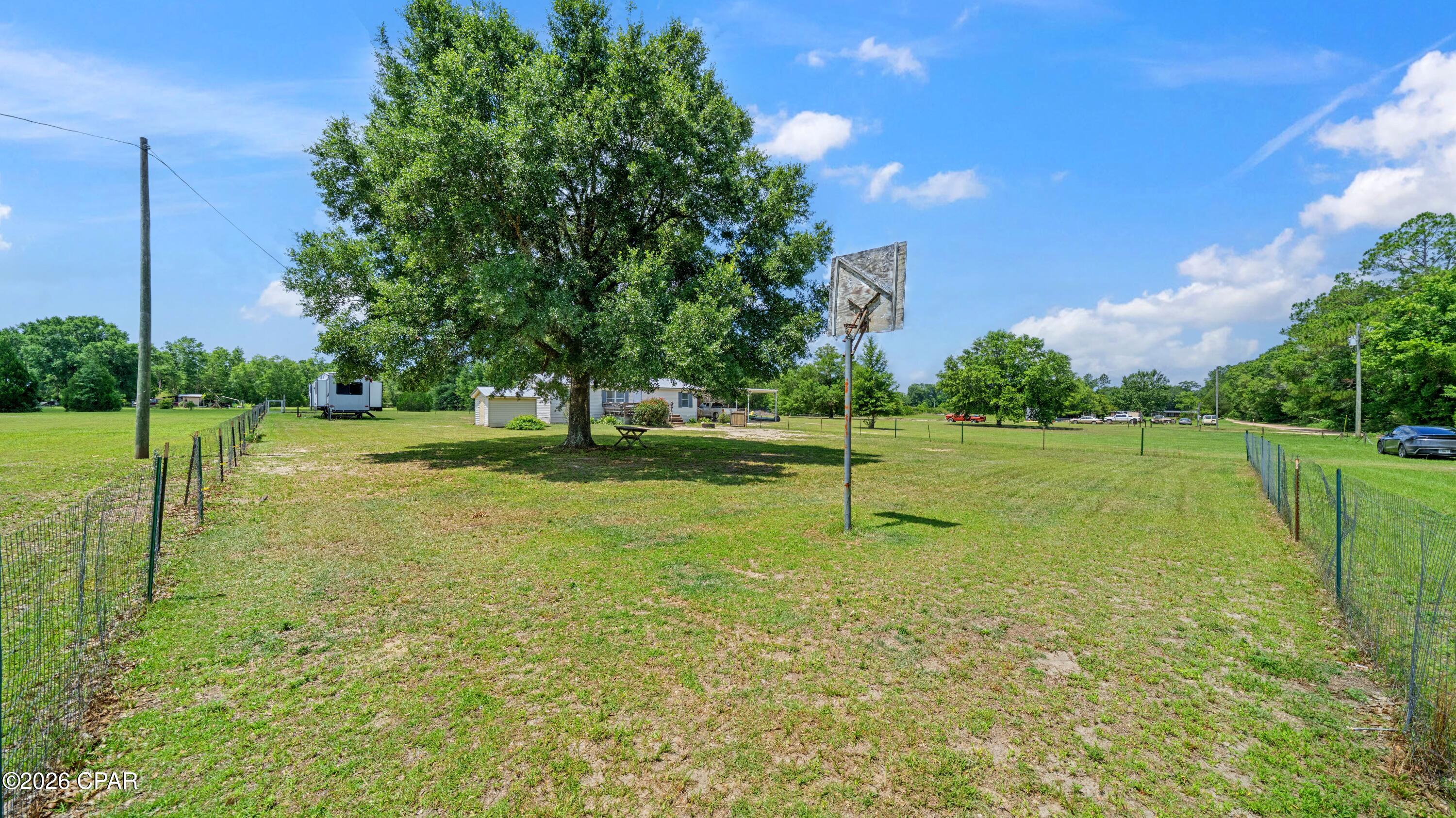 14113 Helms Street Vernon FL 32462