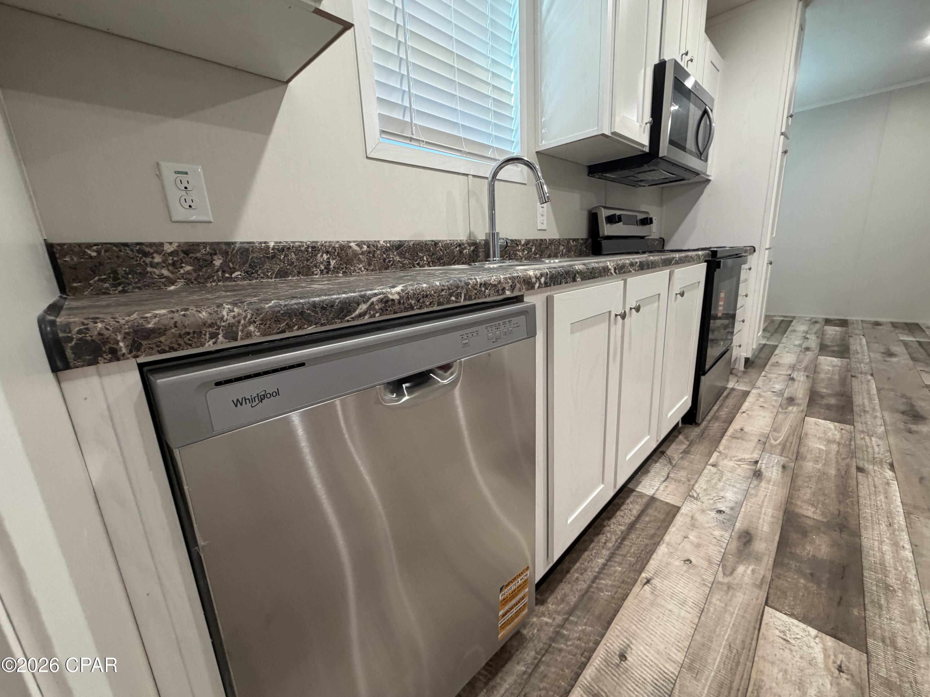 5563 Us-90 Marianna FL 32446