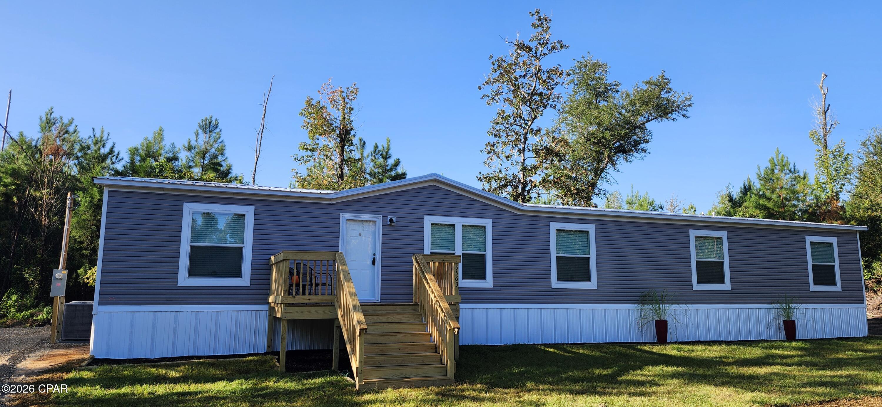 5563 Us-90 Marianna FL 32446