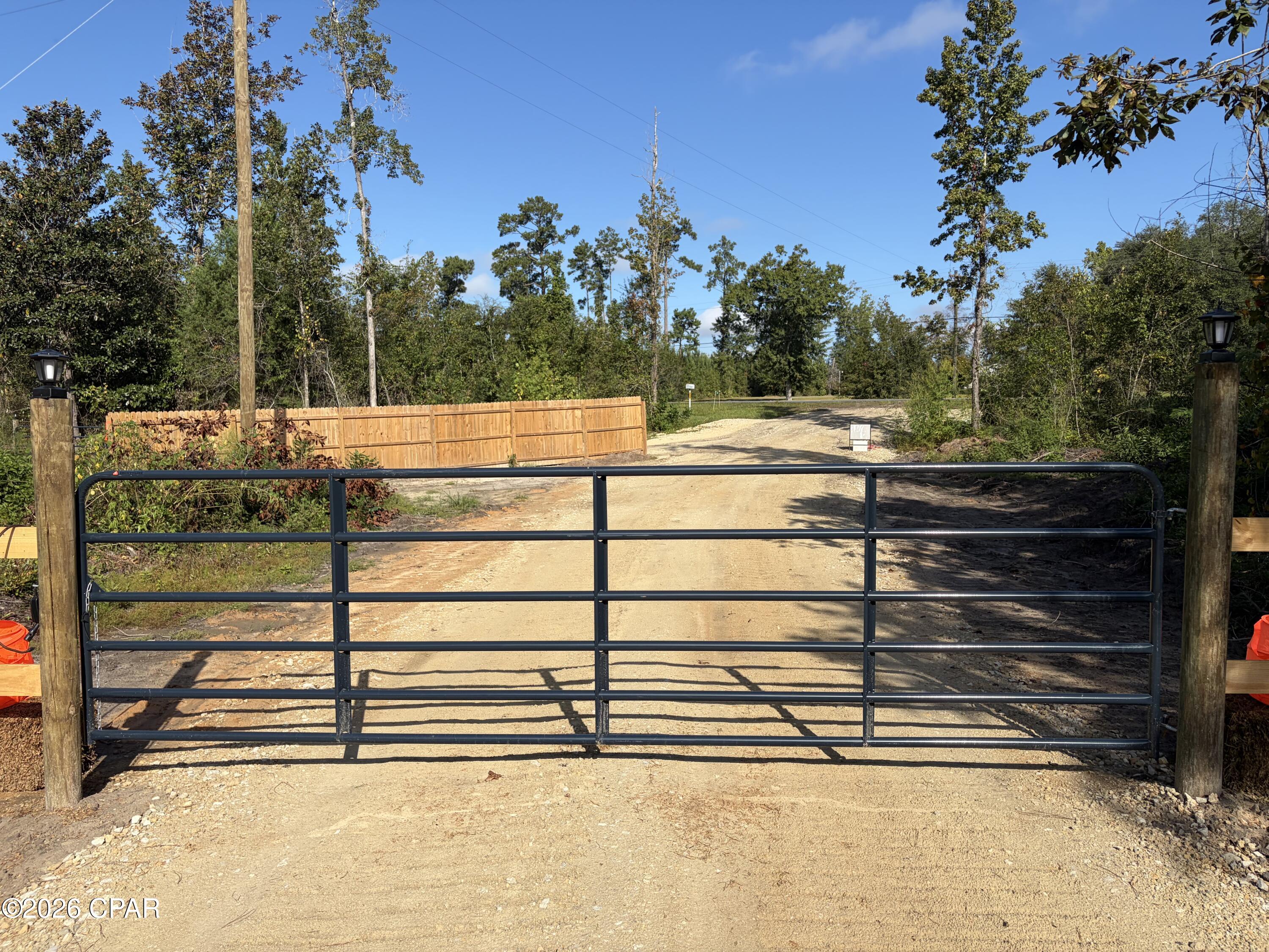 5563 Us-90 Marianna FL 32446