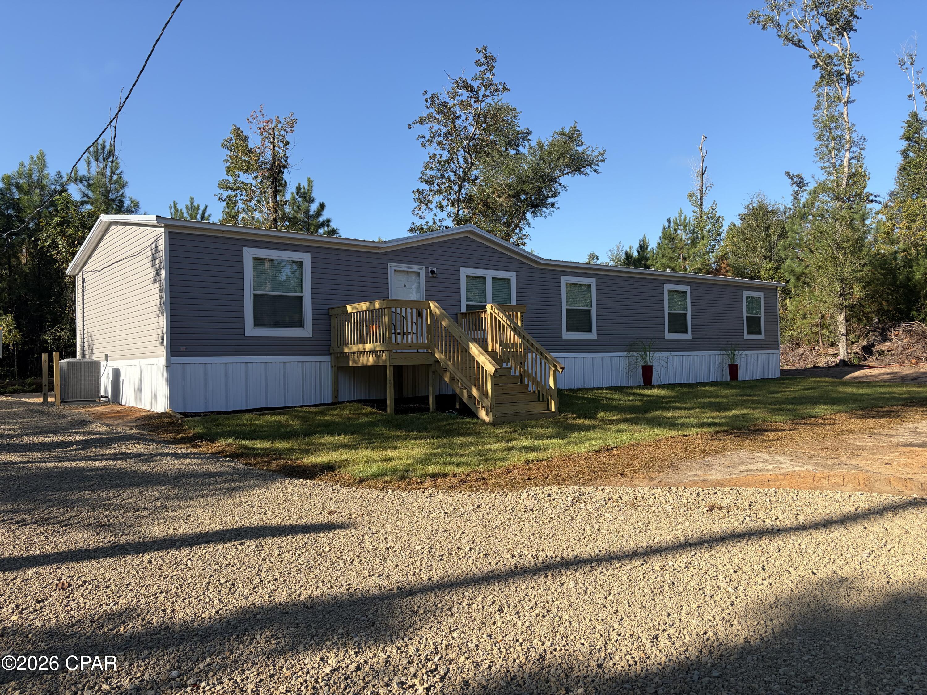 5563 Us-90 Marianna FL 32446