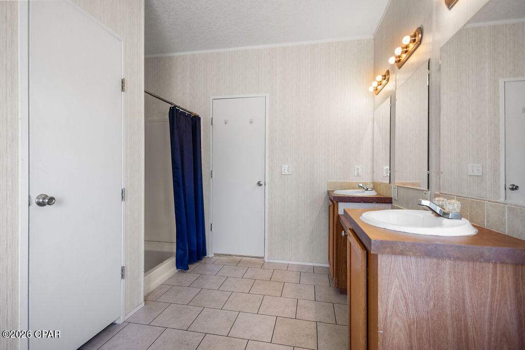 3924 Larkspur Circle Marianna FL 32446