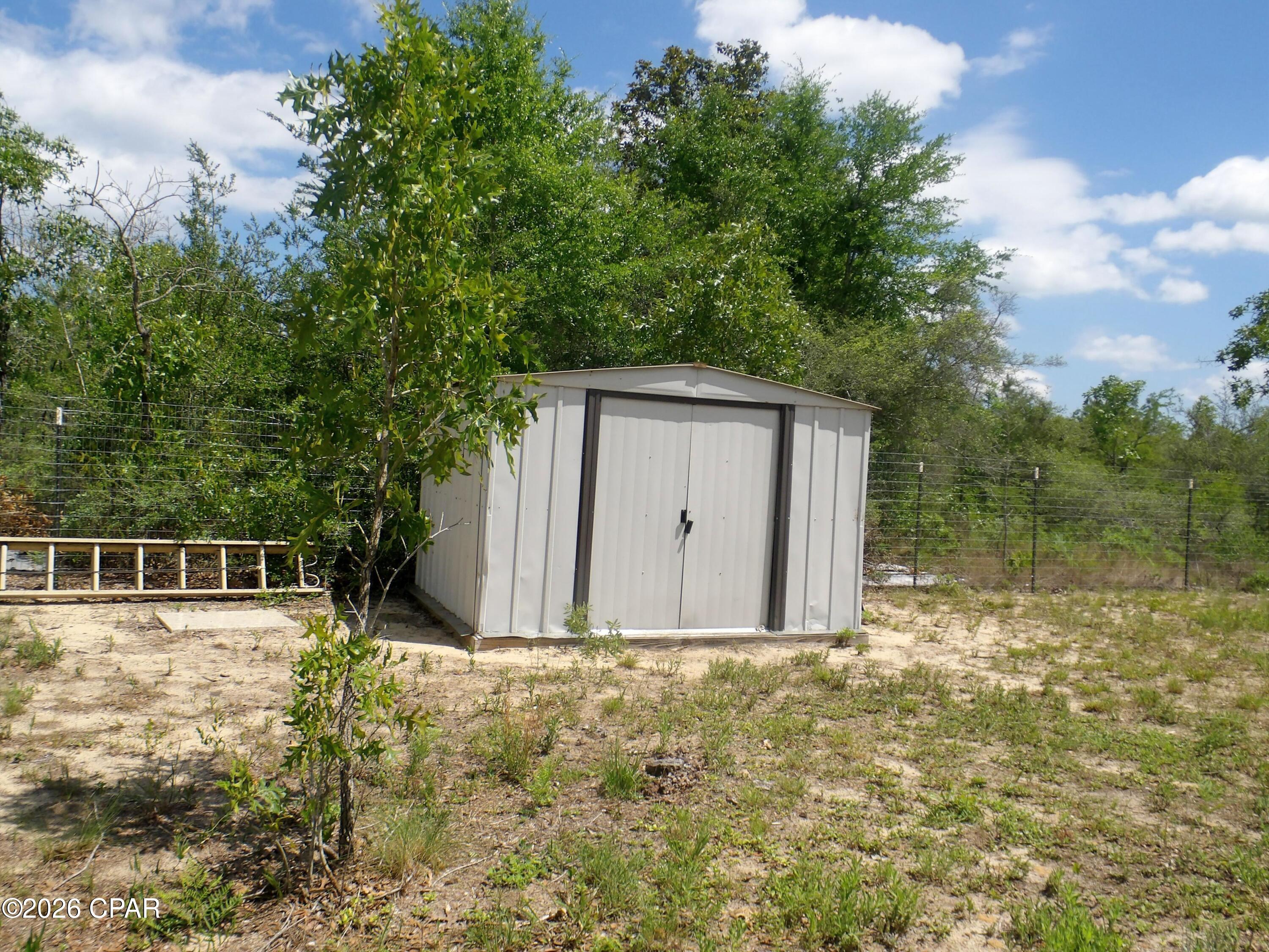 3283 Akers Trail Chipley FL 32428