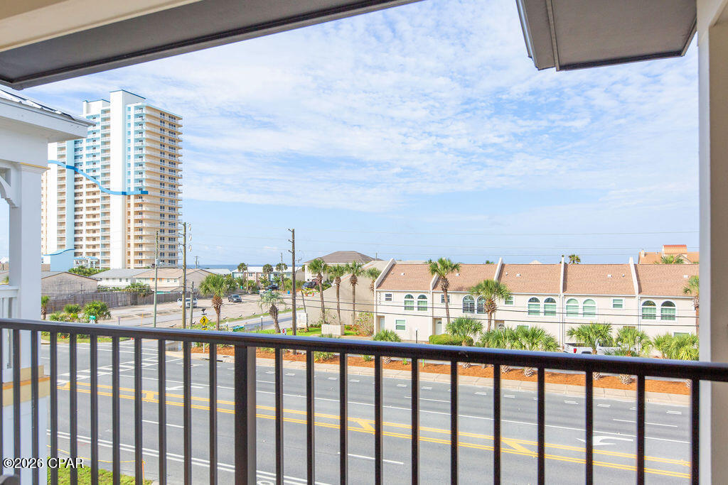 5237 Thomas Drive Panama City FL 32408