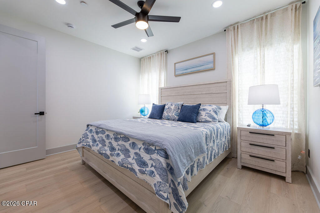 5237 Thomas Drive Panama City FL 32408
