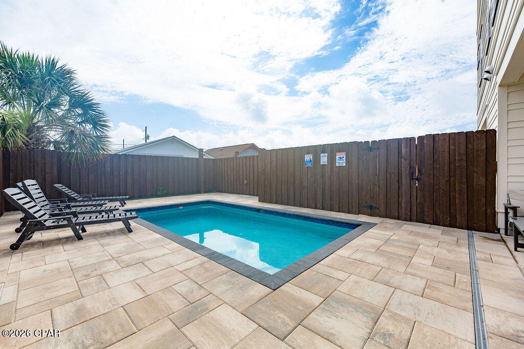 5237 Thomas Drive Panama City FL 32408