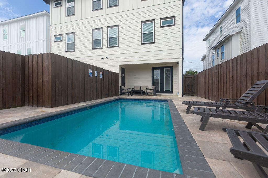 5237 Thomas Drive Panama City FL 32408