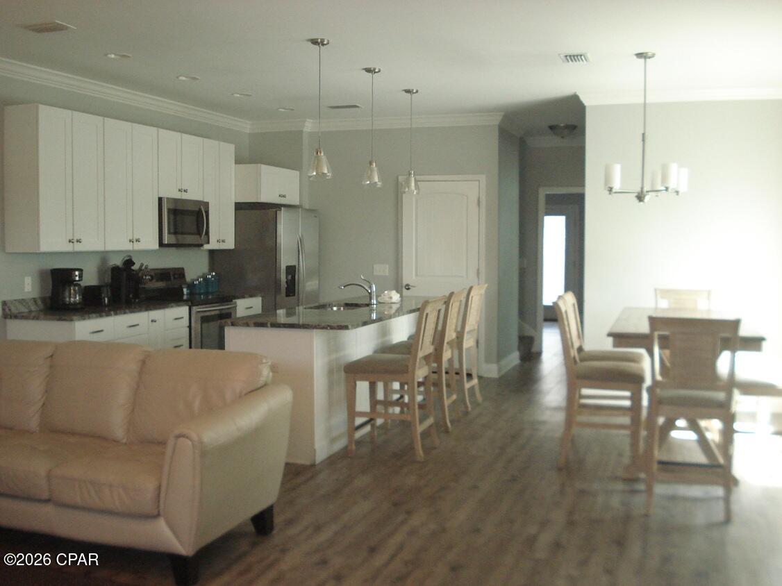6006 Thomas Drive Panama City Beach FL 32408