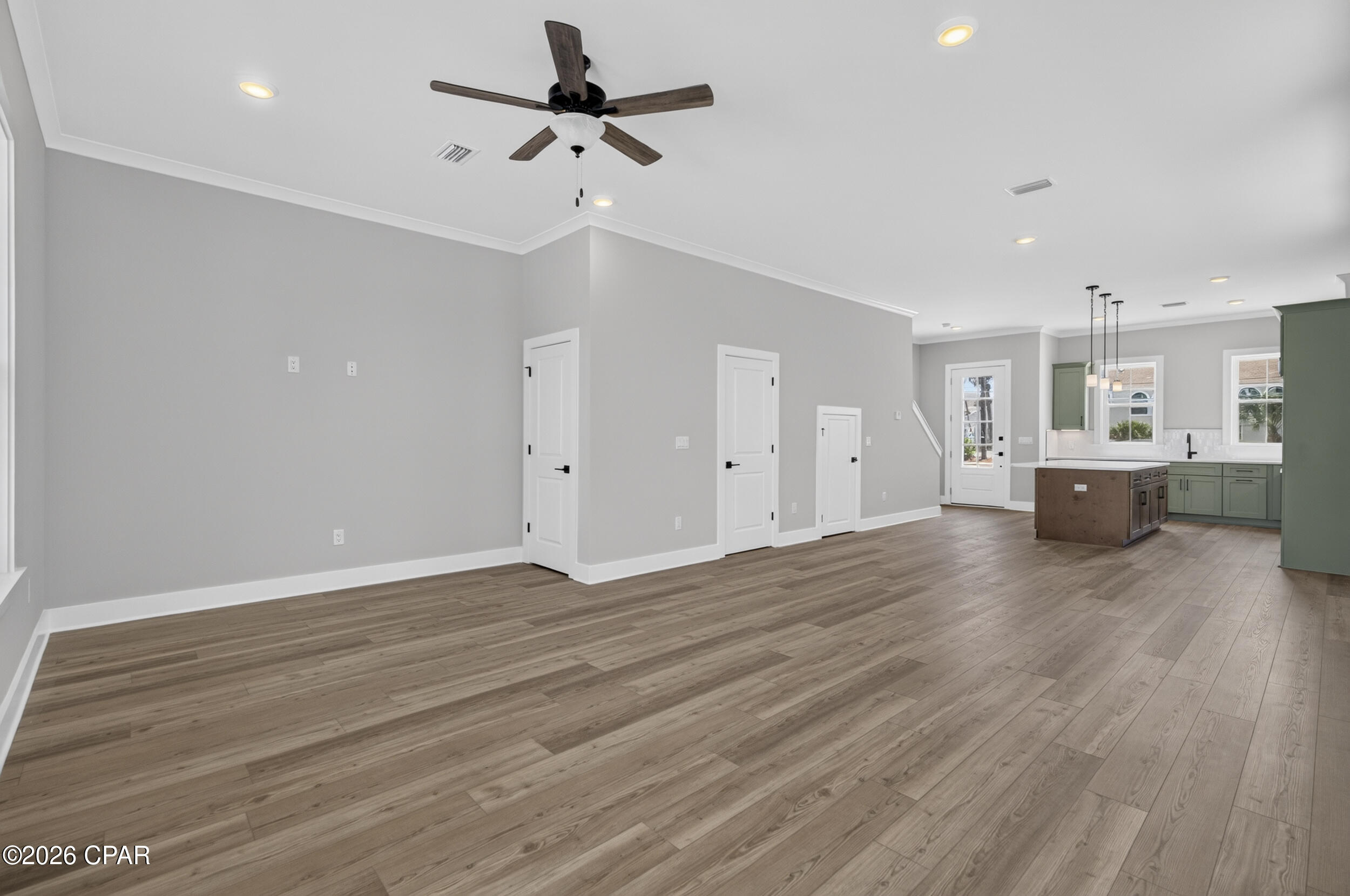5231-5233 Thomas Drive Panama City Beach FL 32408
