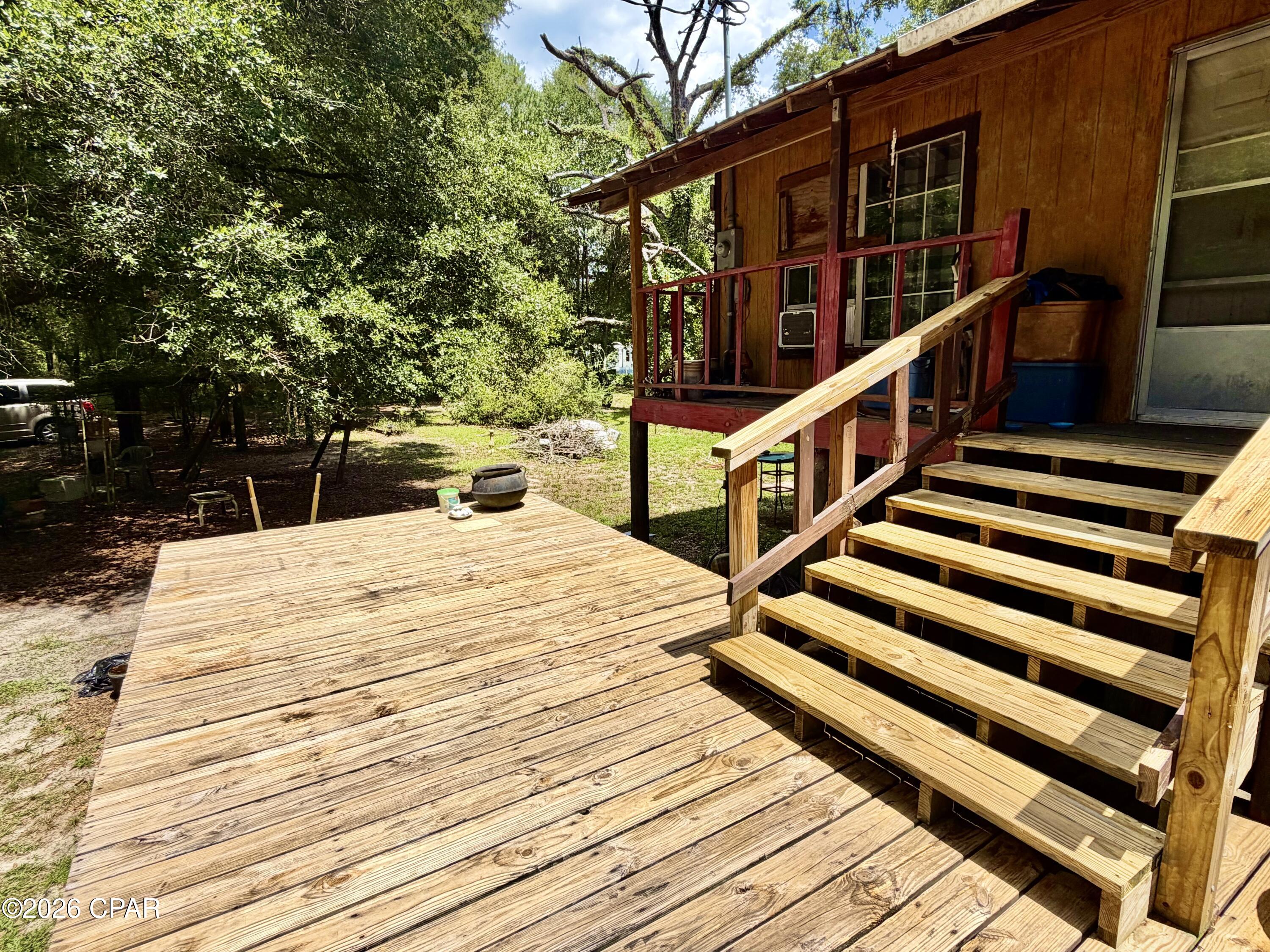 1612 W Main Street Ponce De Leon FL 32455