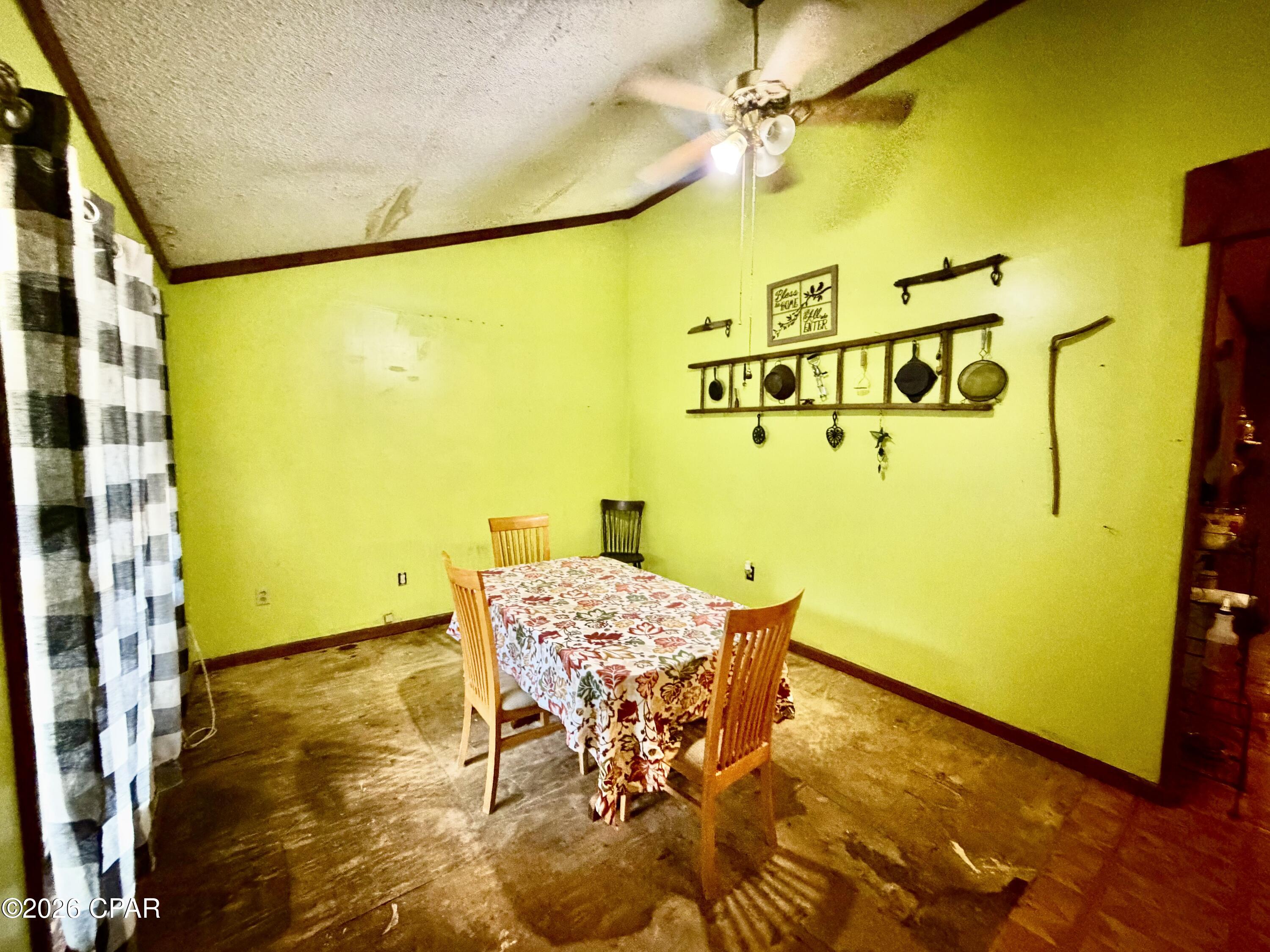 1612 W Main Street Ponce De Leon FL 32455
