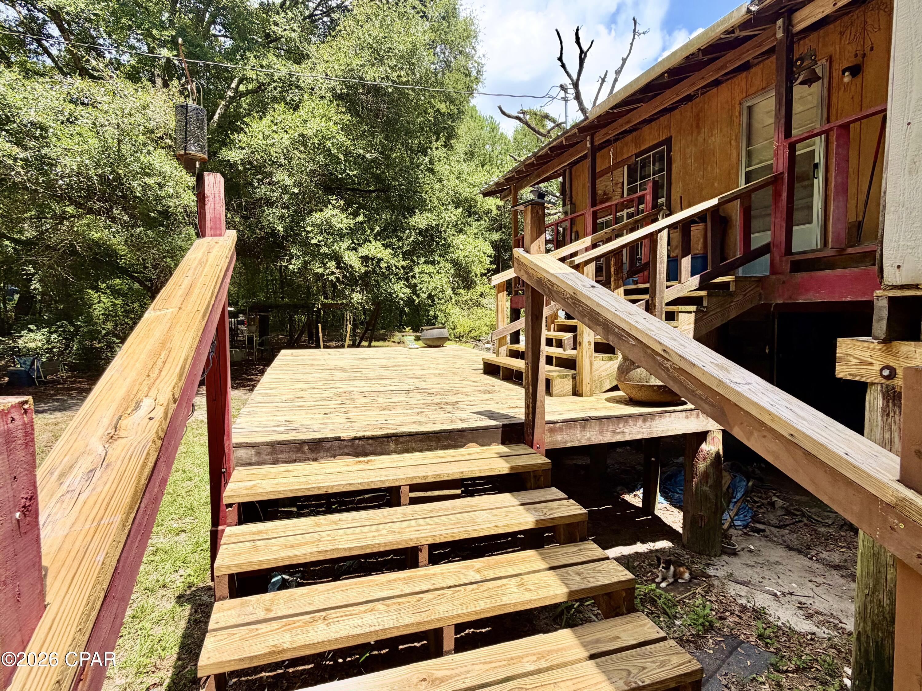 1612 W Main Street Ponce De Leon FL 32455