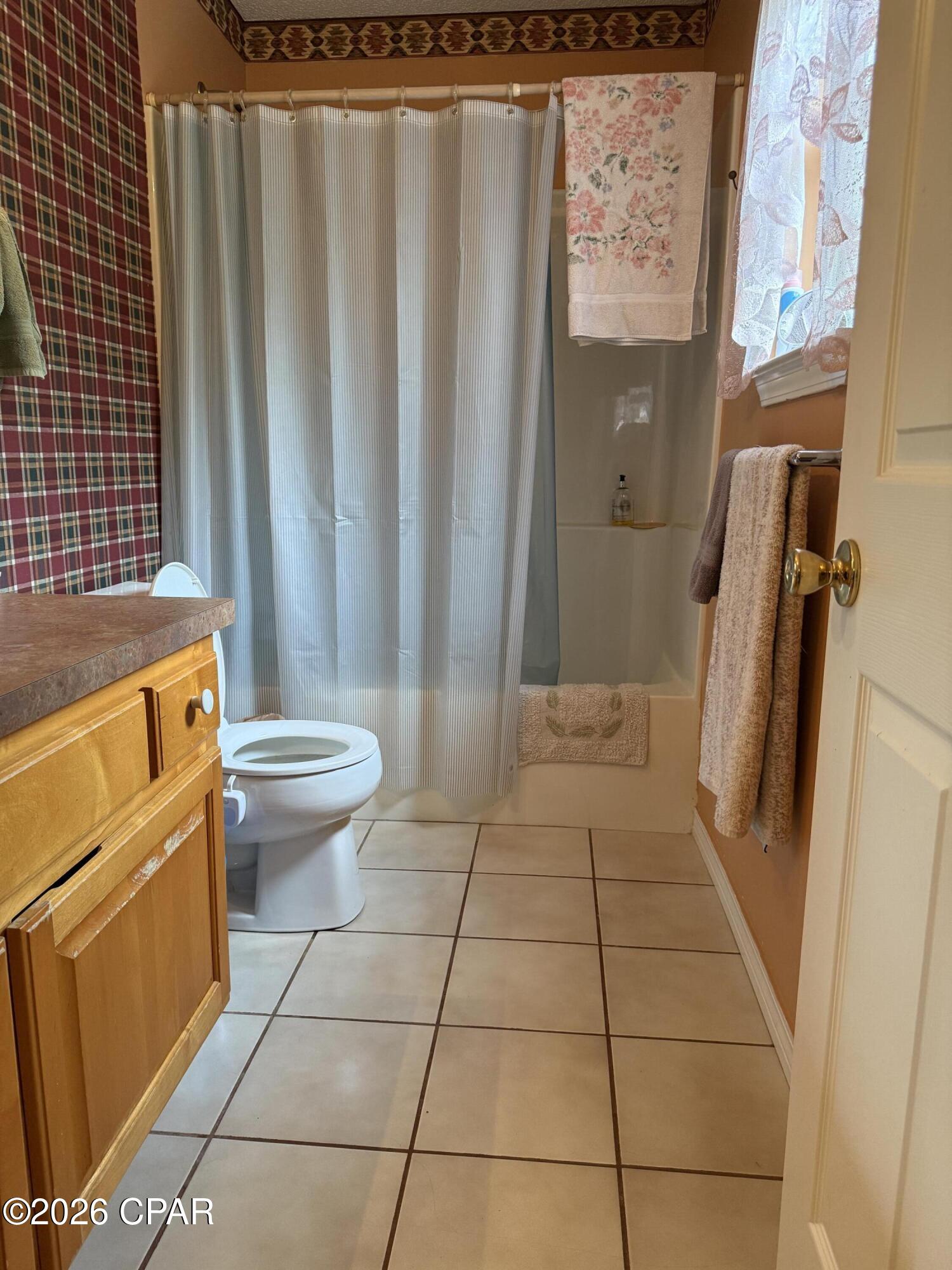 221 John White Road Defuniak Springs FL 32435