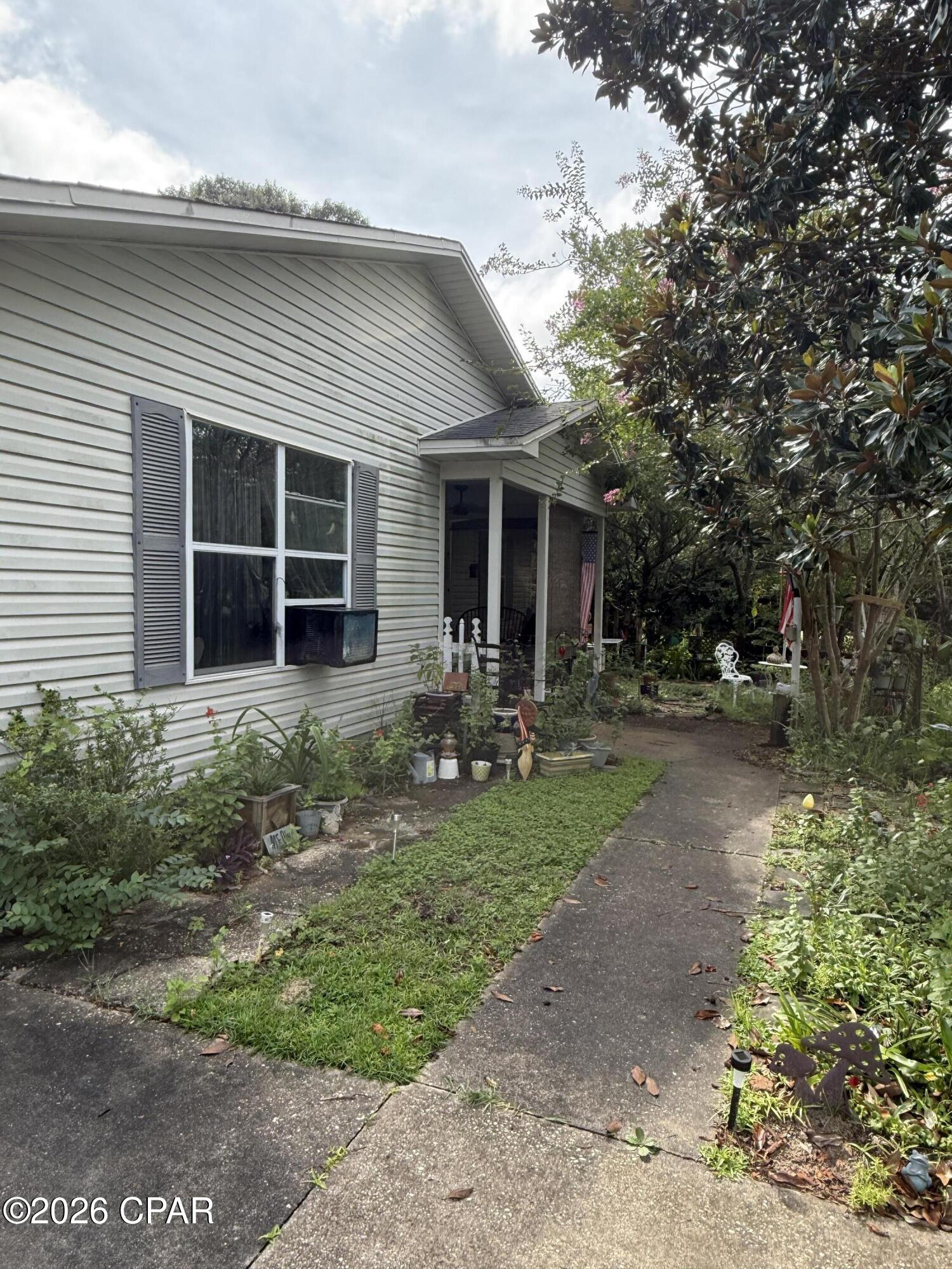 221 John White Road Defuniak Springs FL 32435