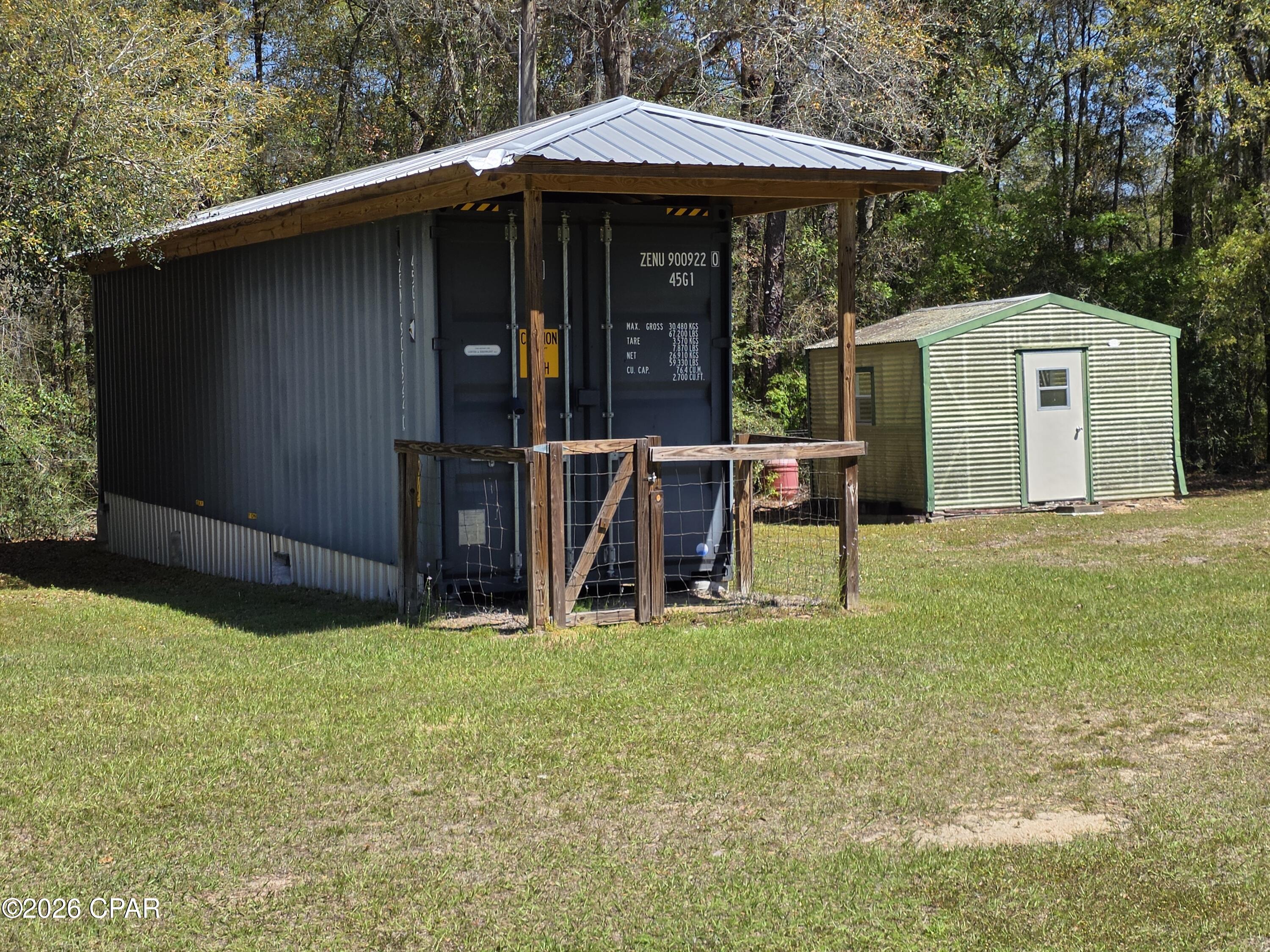 2491 River Road Caryville FL 32427