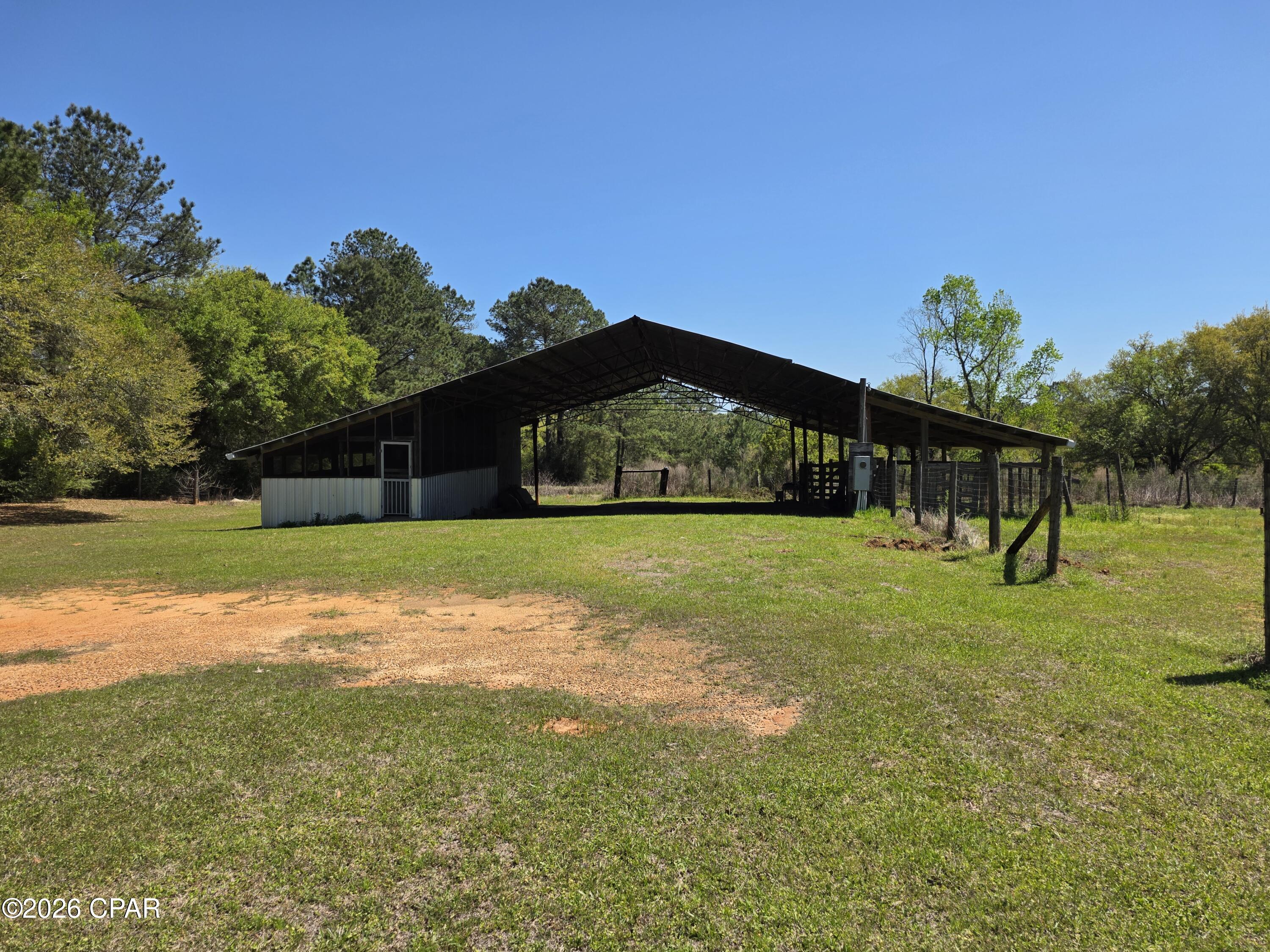 2491 River Road Caryville FL 32427