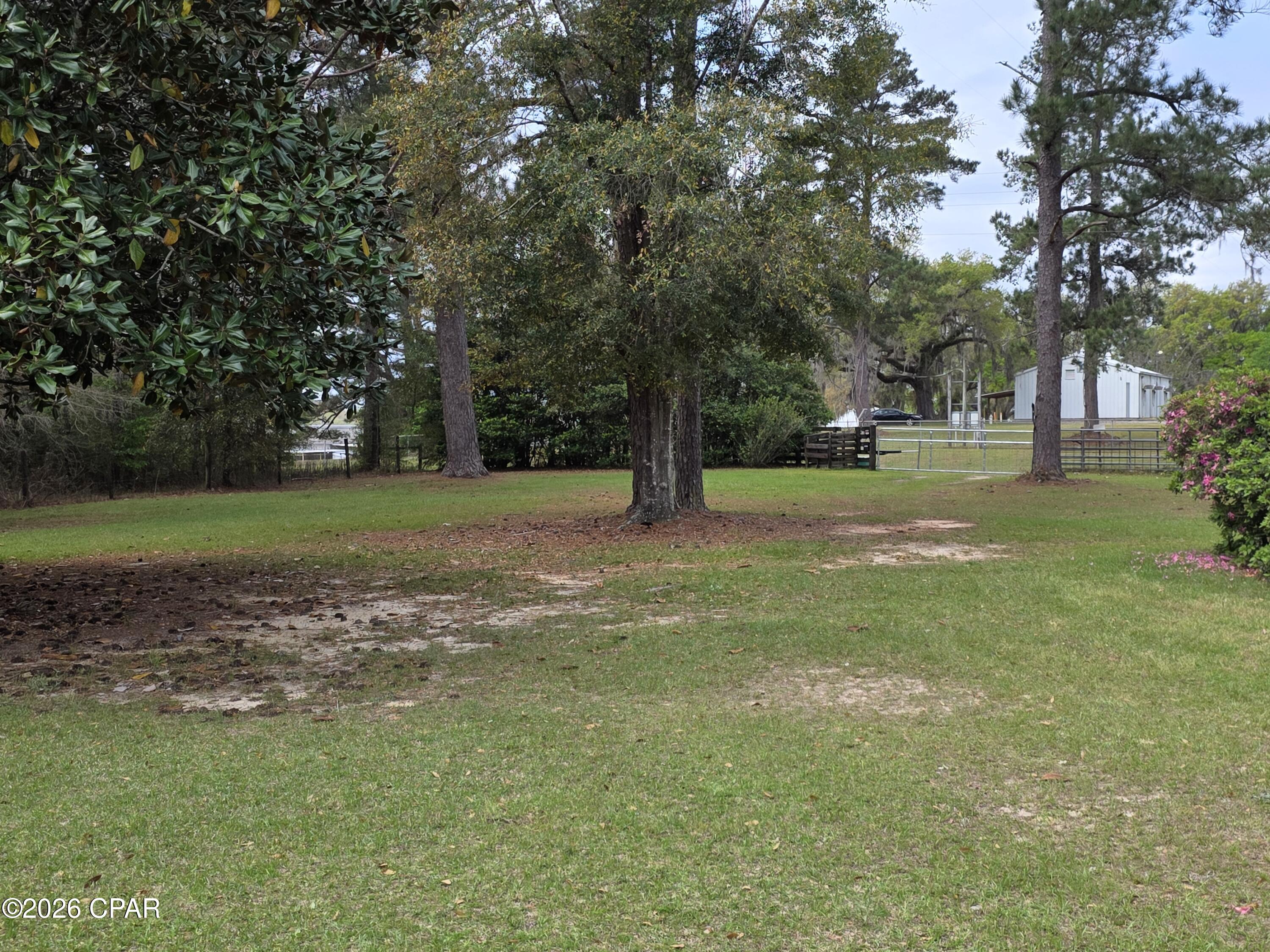 2491 River Road Caryville FL 32427