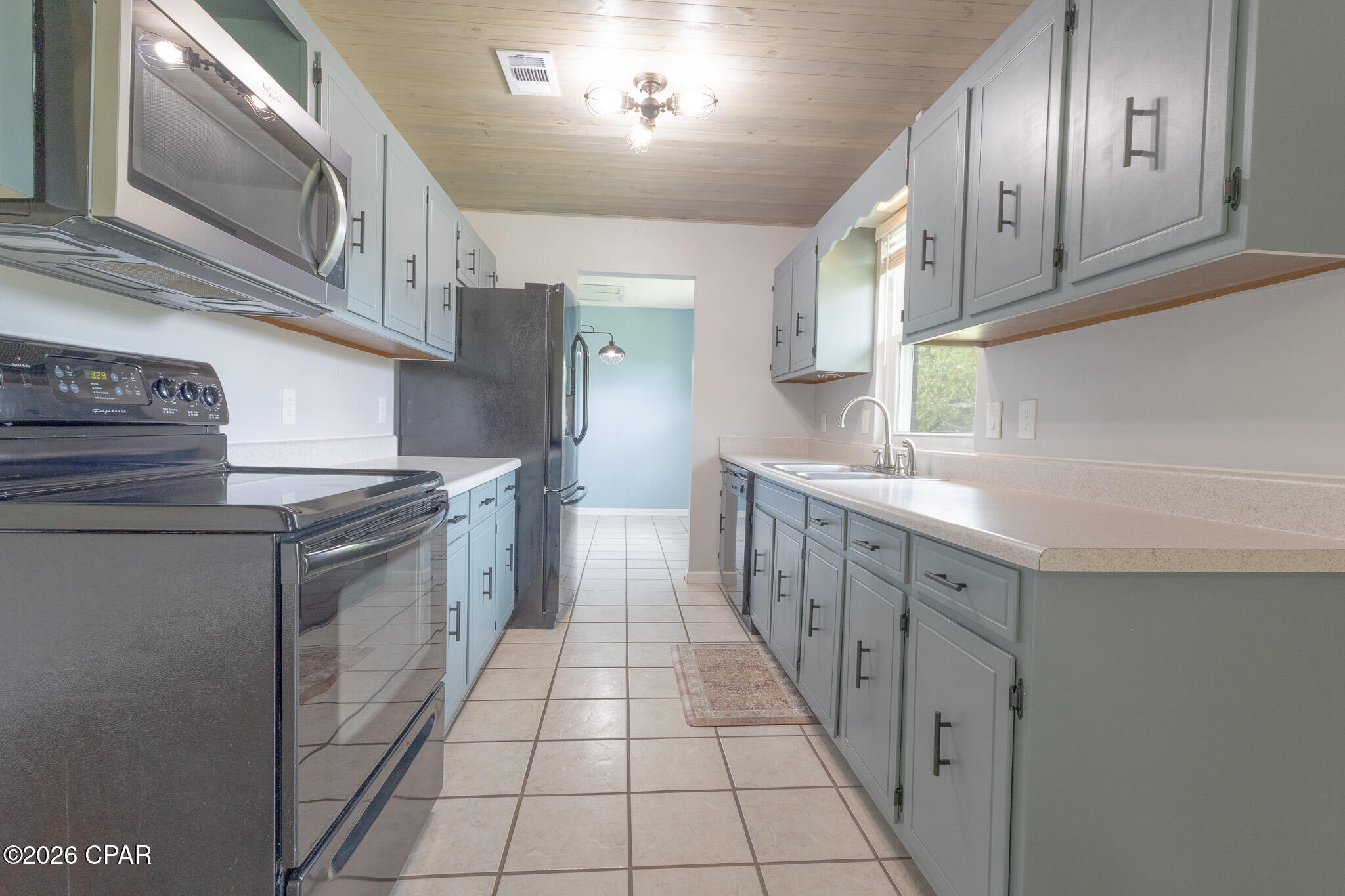 1302 W 12th Street Lynn Haven FL 32444