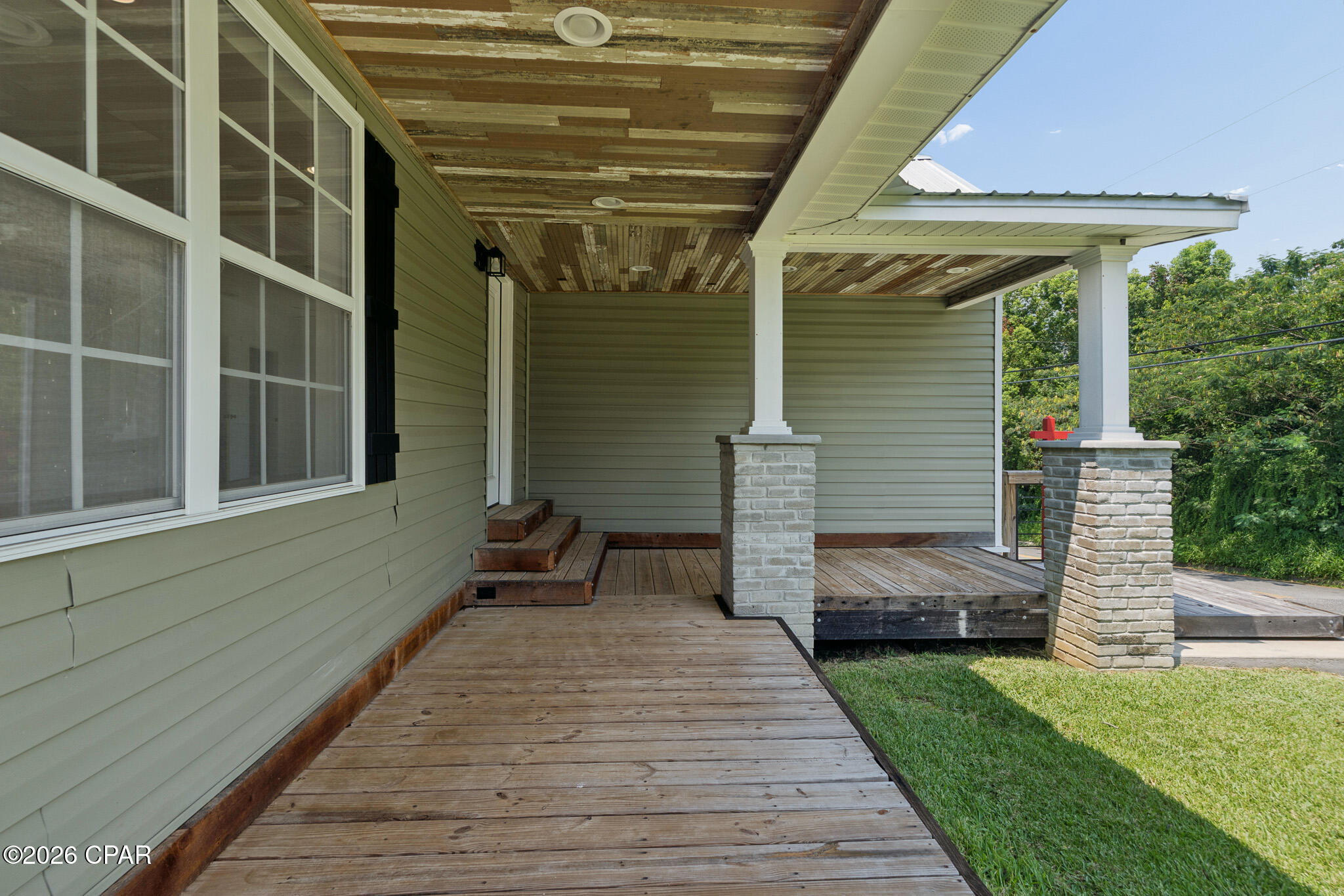 2939 Caledonia Street Marianna FL 32446