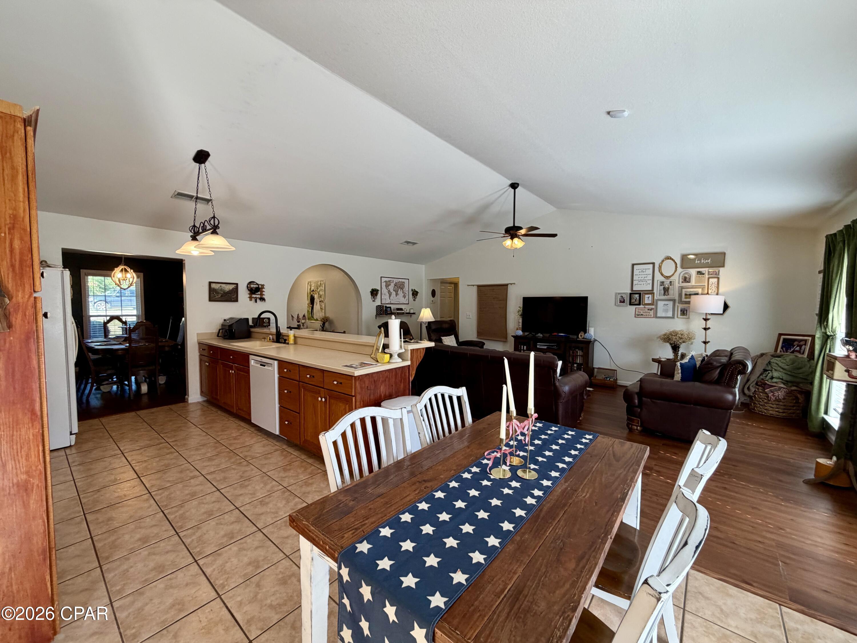 2646 Generals Court Marianna FL 32446