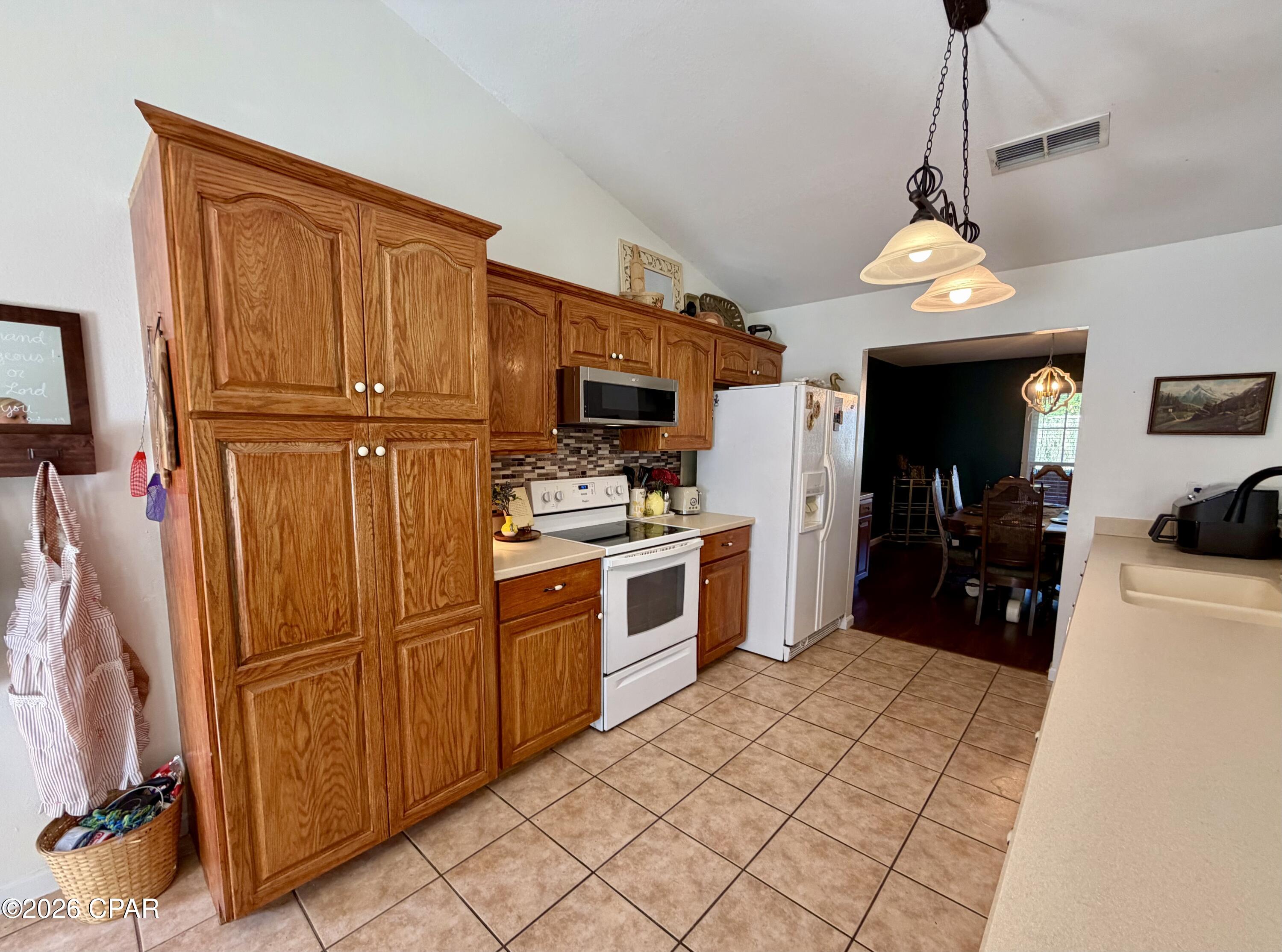 2646 Generals Court Marianna FL 32446