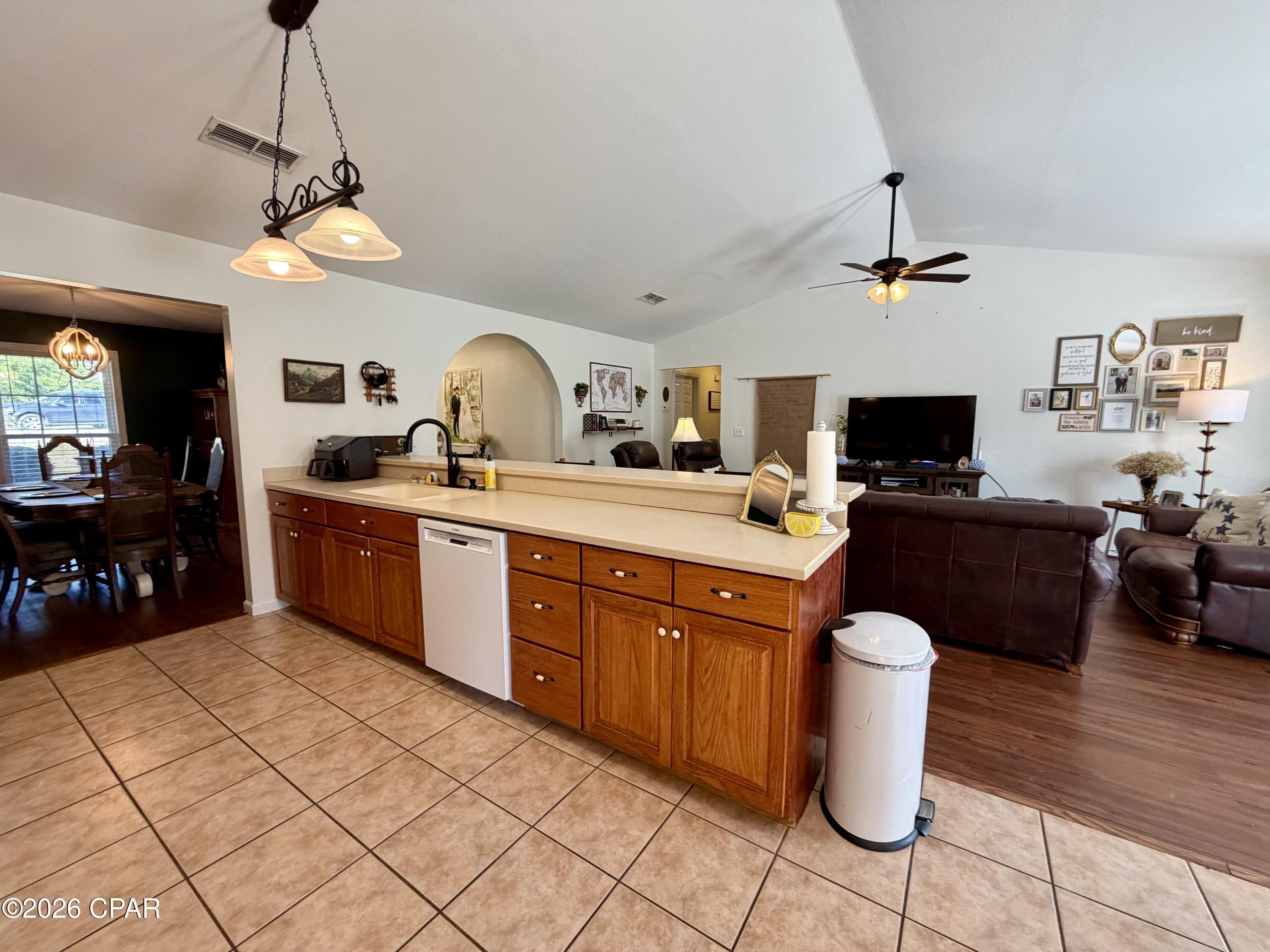 2646 Generals Court Marianna FL 32446