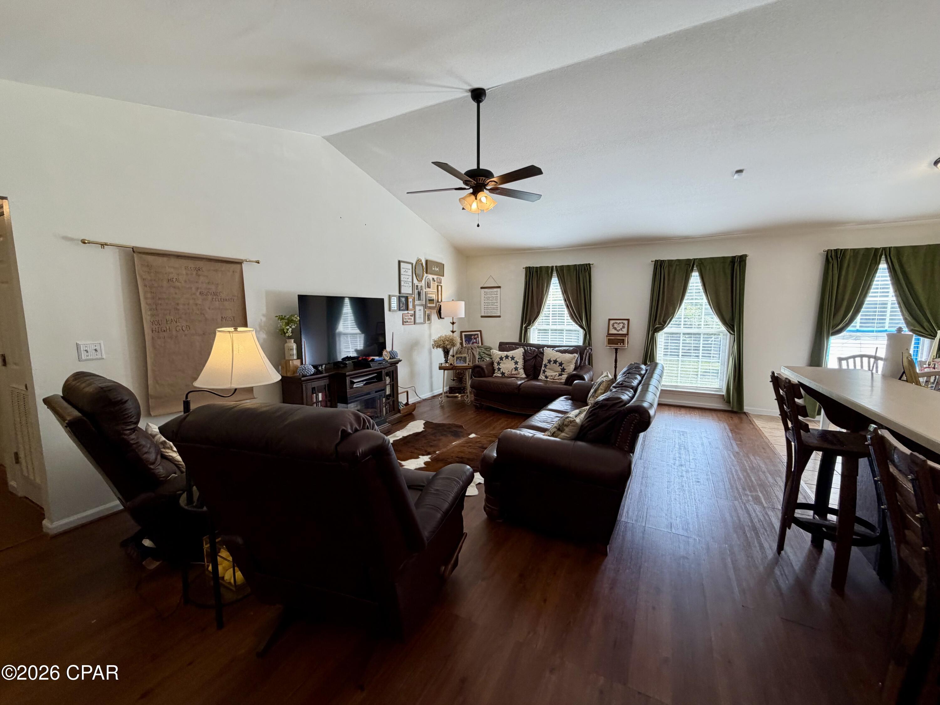 2646 Generals Court Marianna FL 32446