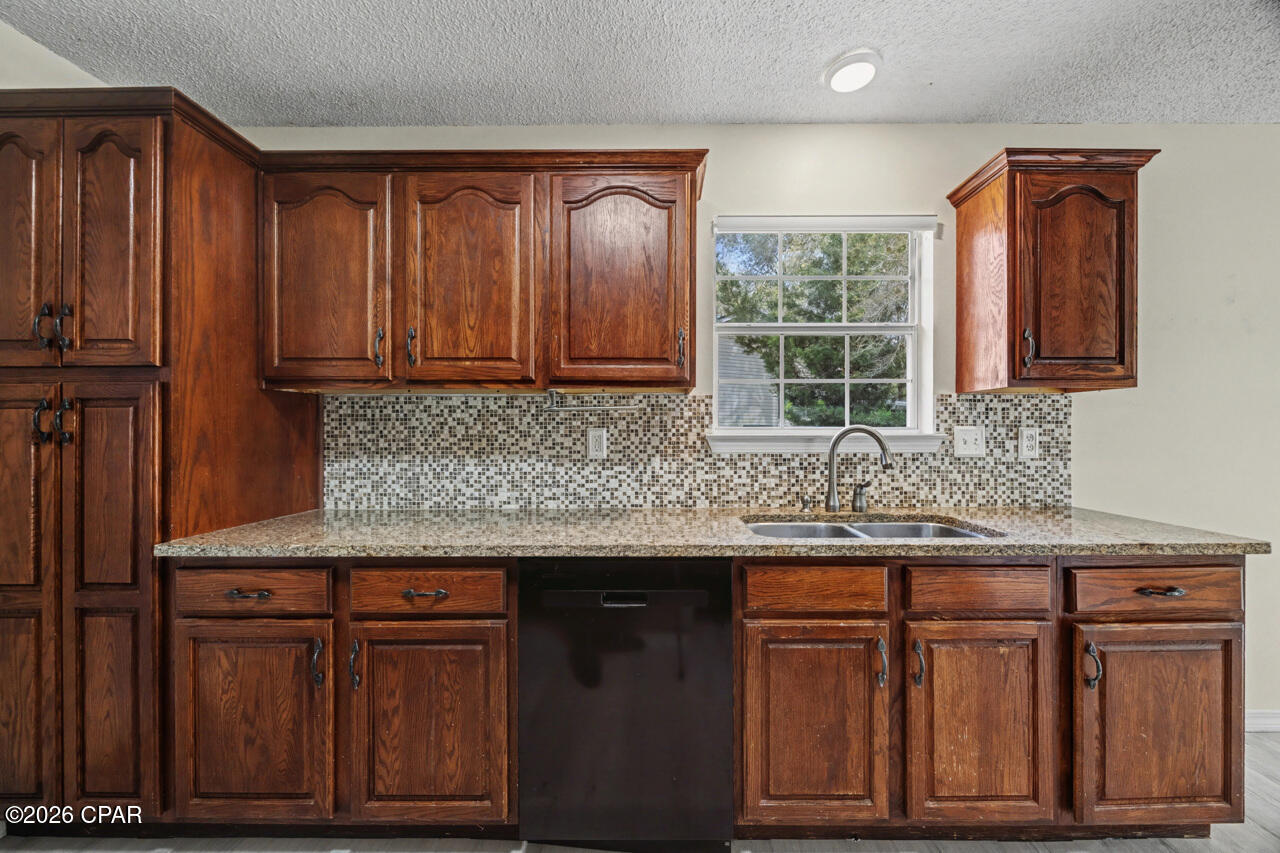 528 Hyde Park Drive Crestview FL 32539