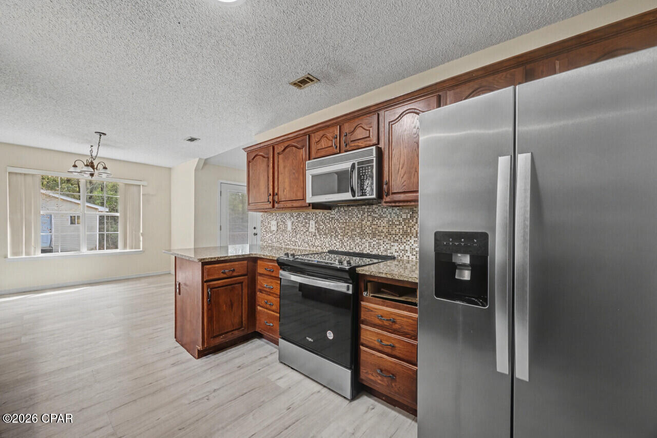 528 Hyde Park Drive Crestview FL 32539