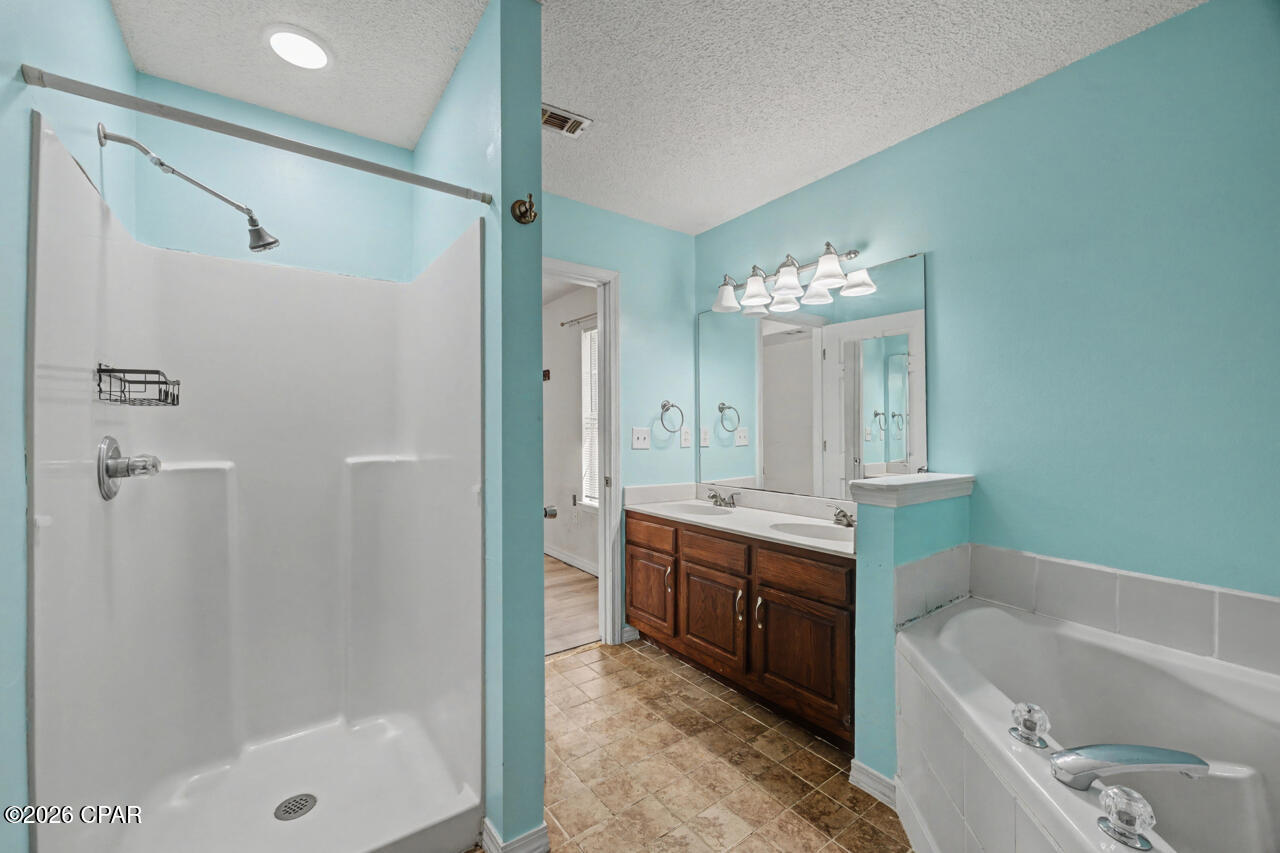 528 Hyde Park Drive Crestview FL 32539