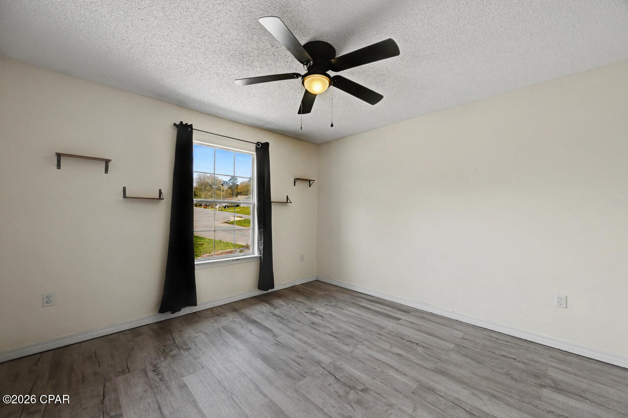 528 Hyde Park Drive Crestview FL 32539