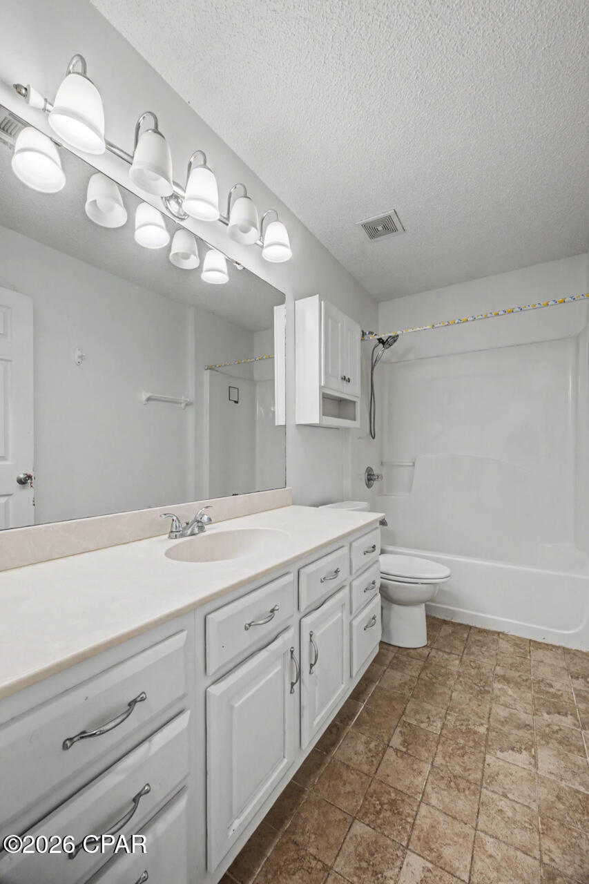 528 Hyde Park Drive Crestview FL 32539