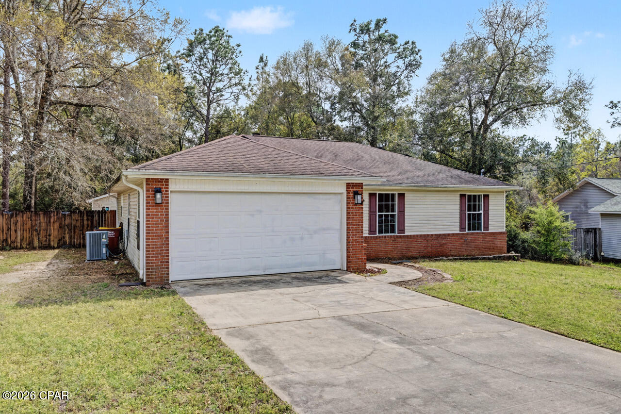 528 Hyde Park Drive Crestview FL 32539