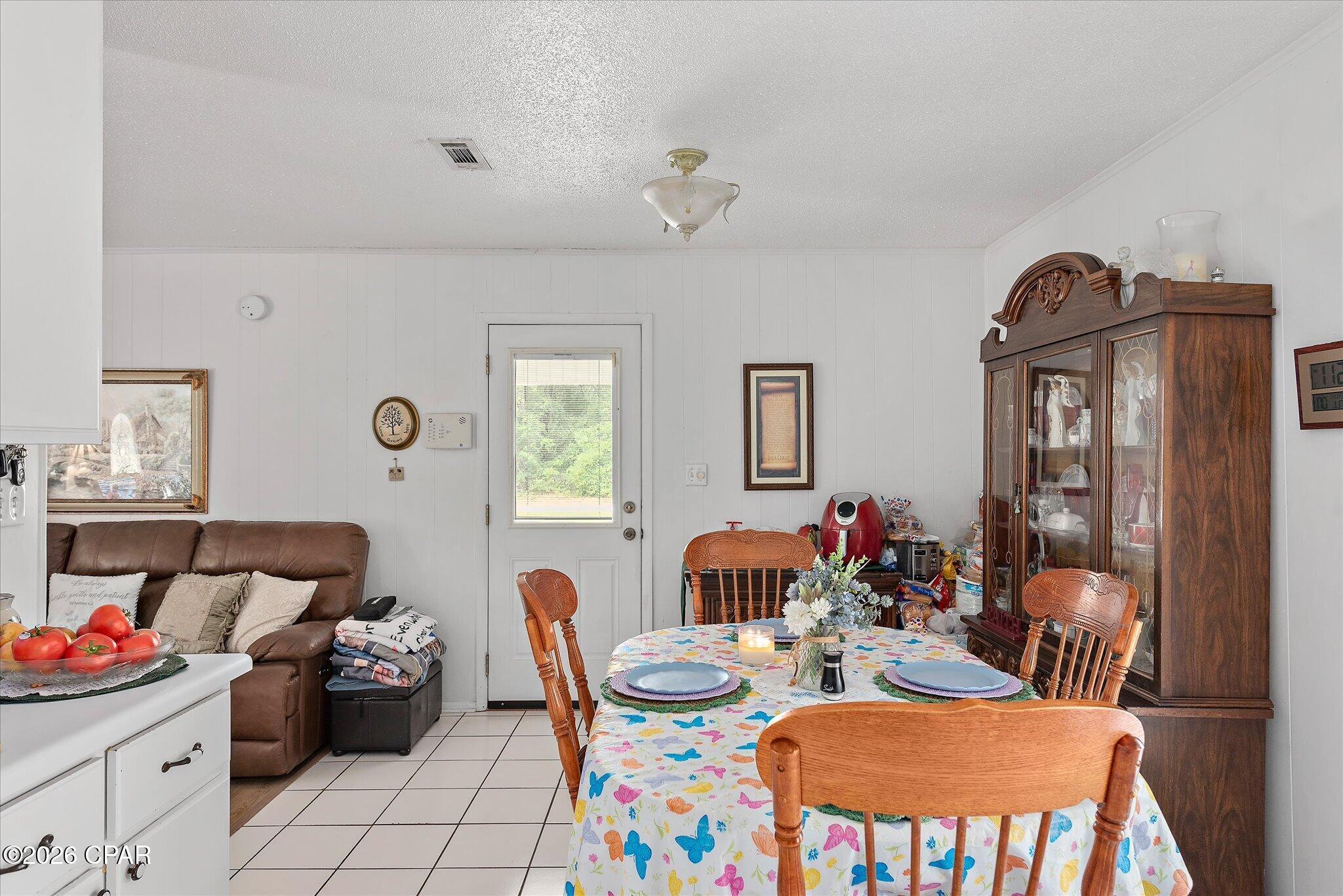 1561 Blue Creek Road Ponce De Leon FL 32455