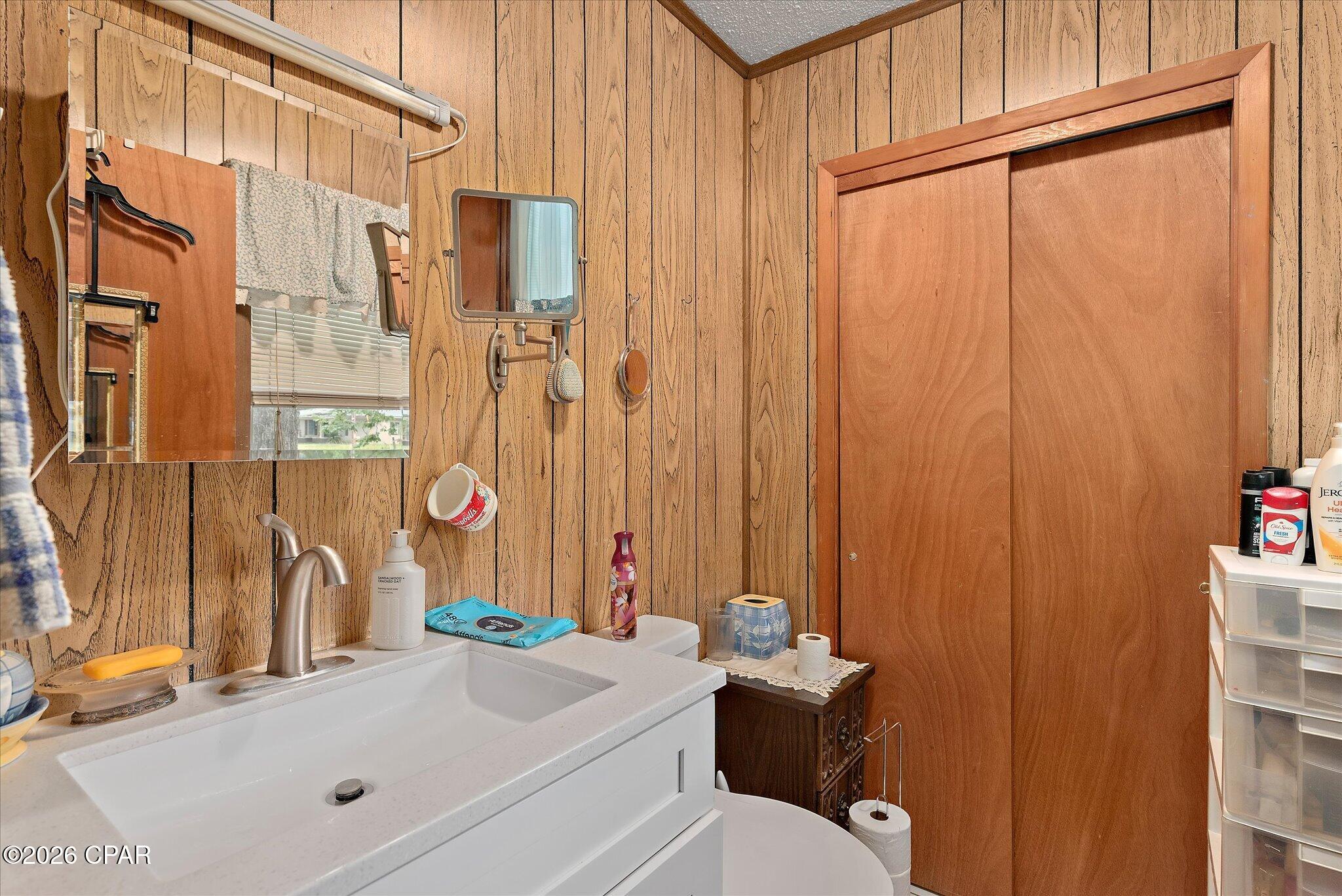 1561 Blue Creek Road Ponce De Leon FL 32455